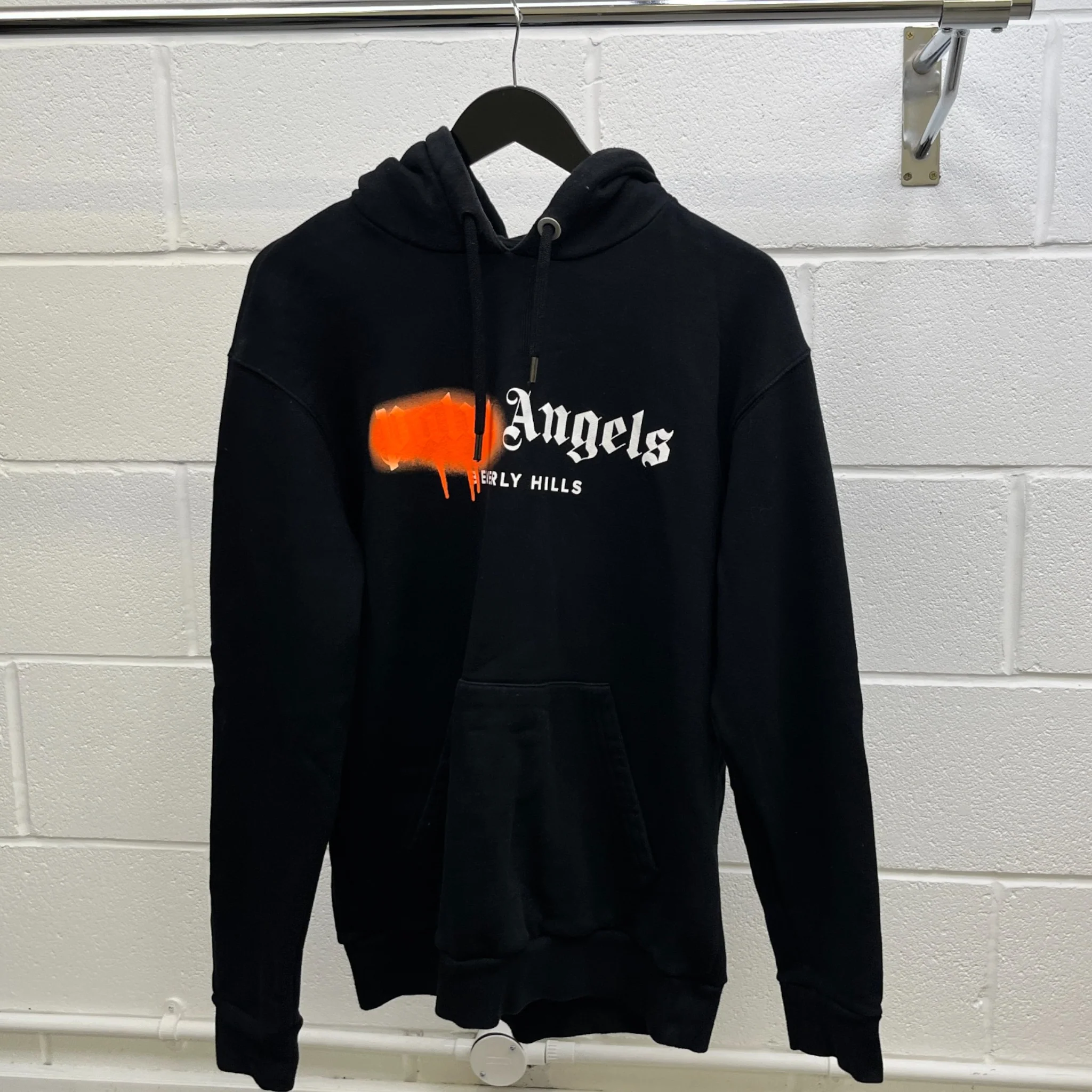 Men's Beverly Hills Sprayed Logo Hoodie Black Size S - Image 8