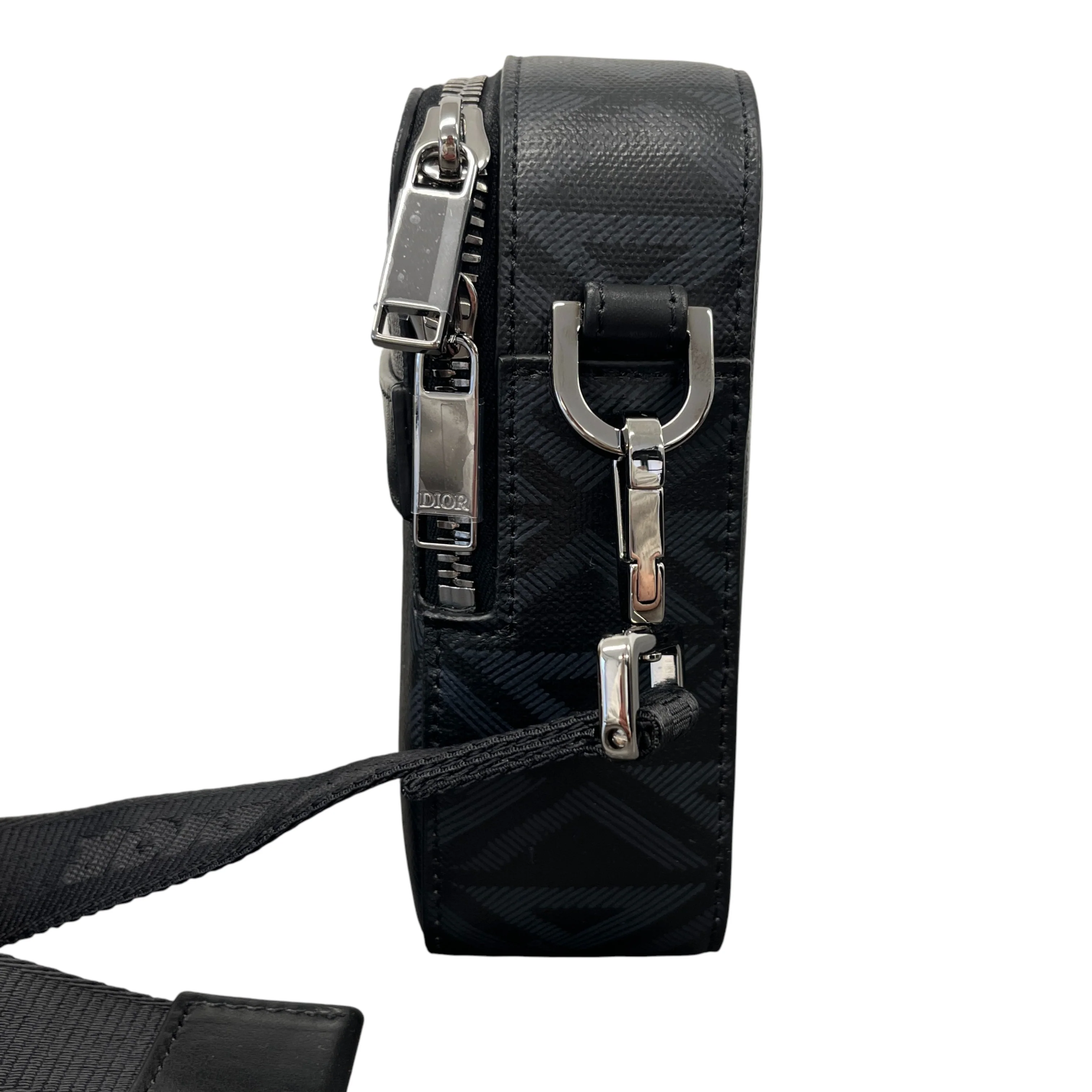 Men's Cd Diamond Safari Messenger Bag Black - Image 7