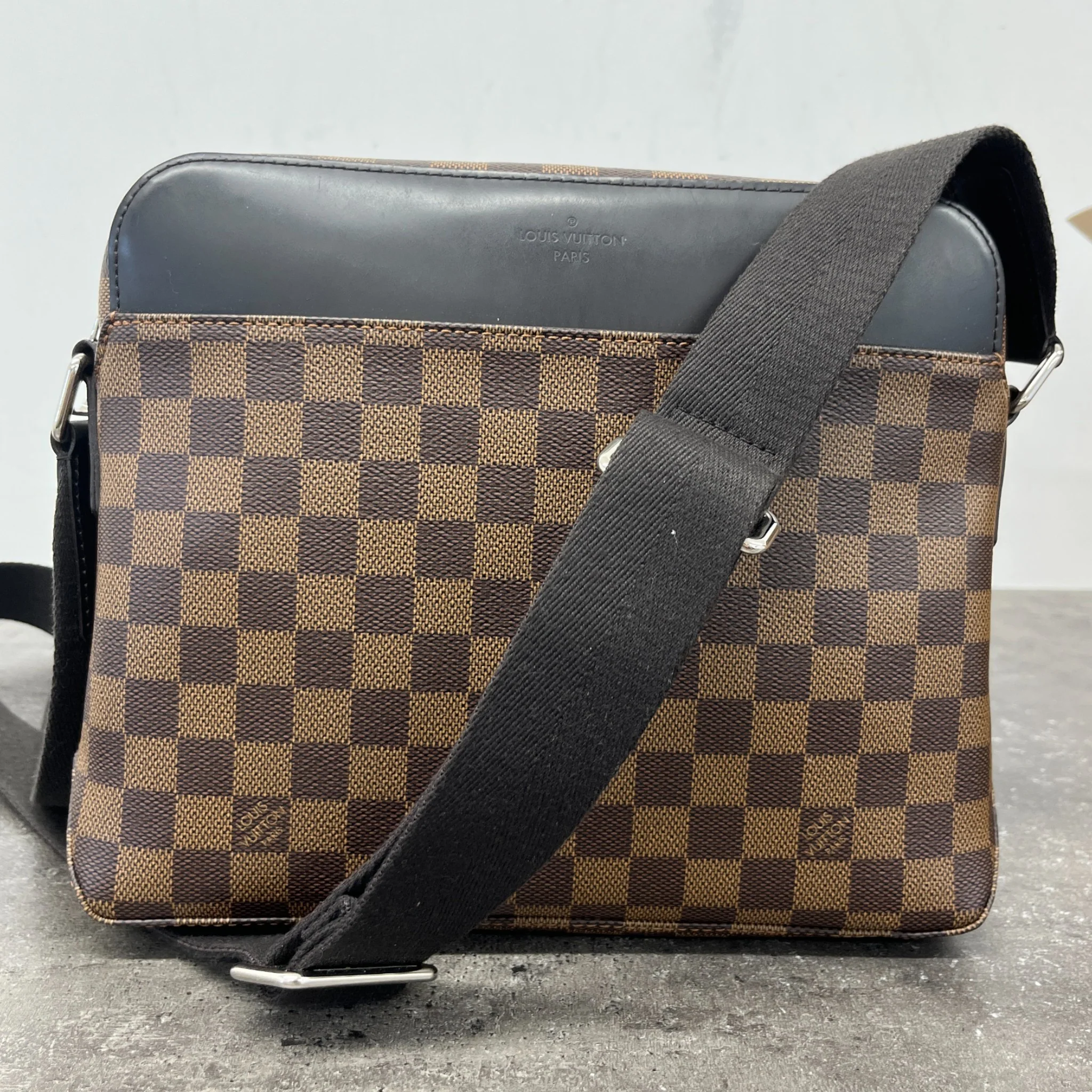 Men's Damier Ebene Jake Pm Messenger Bag Brown - Image 12