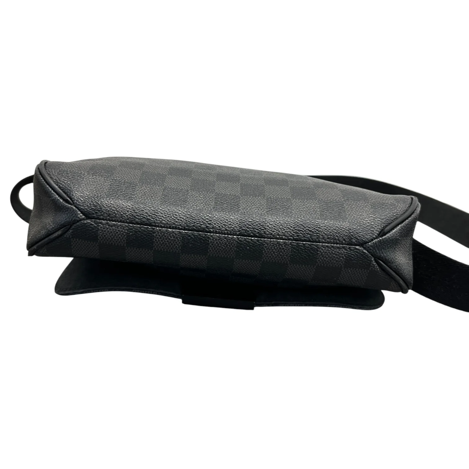 Men's Damier Graphite District Pm Messenger Bag Black - Image 10