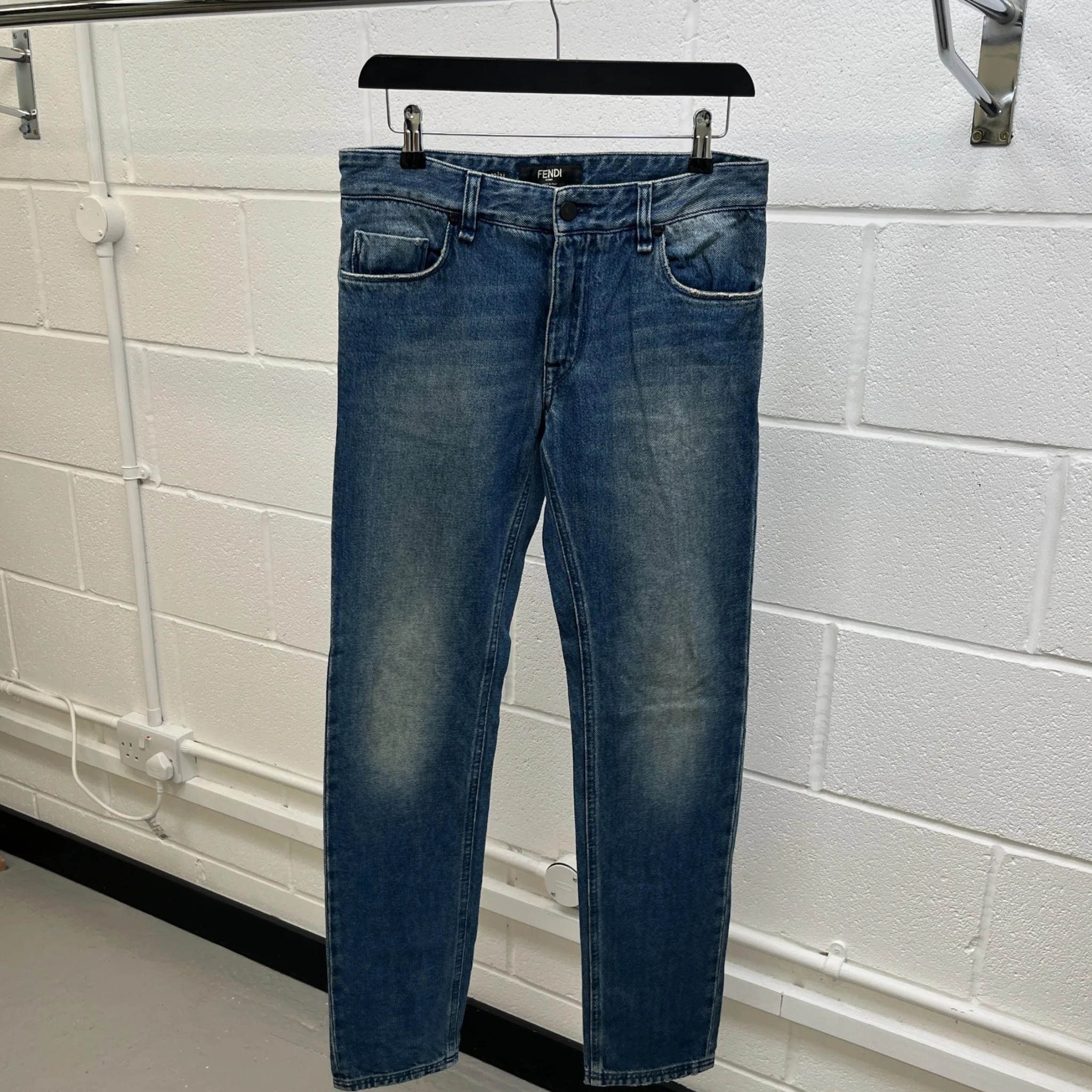 Men's Embroidered Logo Pocket Jeans Blue Size Waist 34" - Image 9