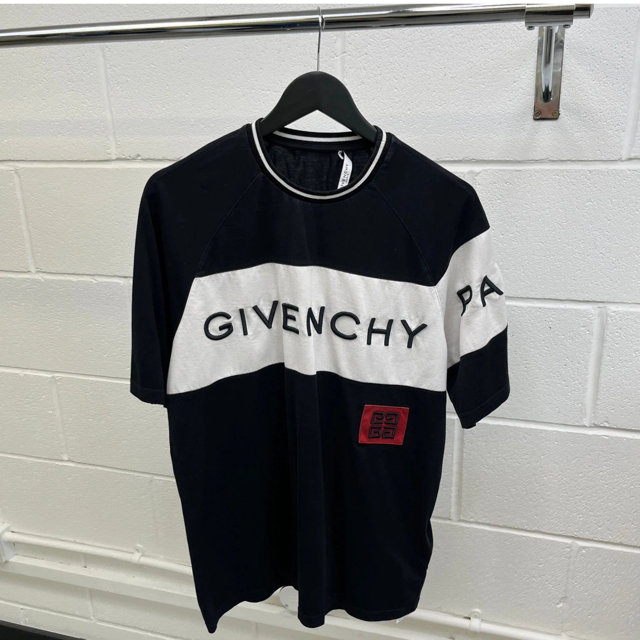 Men's Embroidered Logo T-Shirt Black Size XL - Image 8