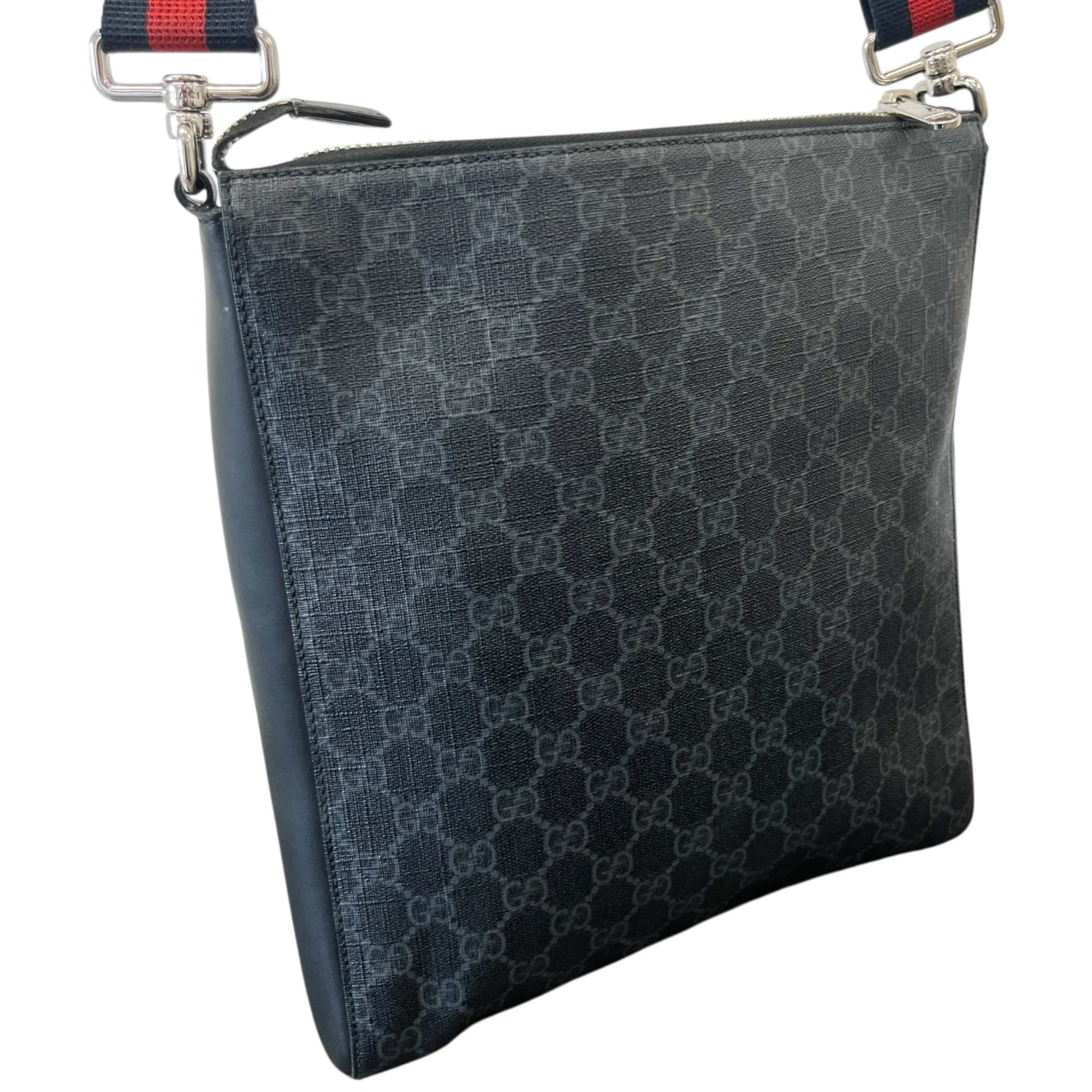 Men's Gg Supreme Large Messenger Bag Black - Image 9