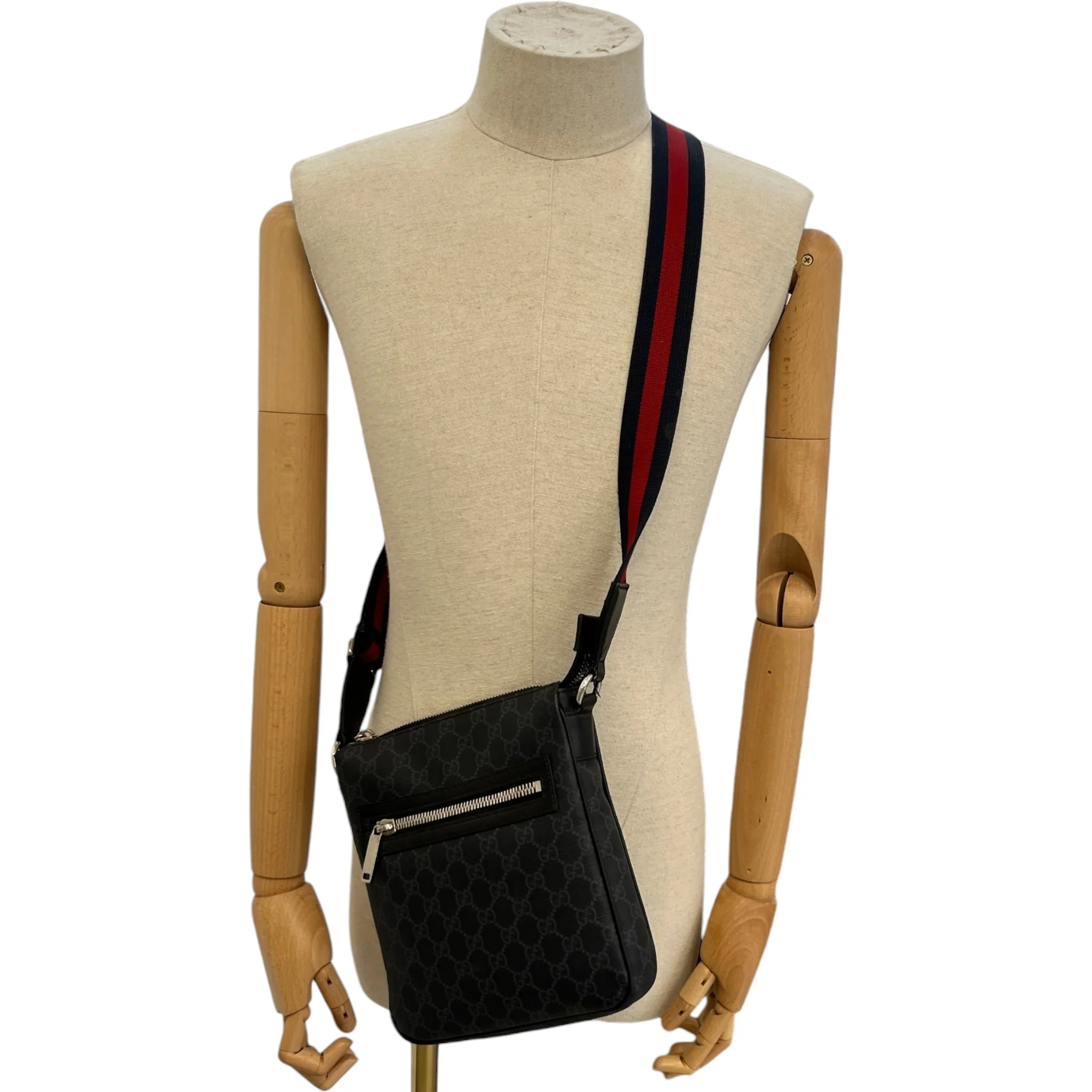 Men's Gg Supreme Messenger Bag Black - Image 2