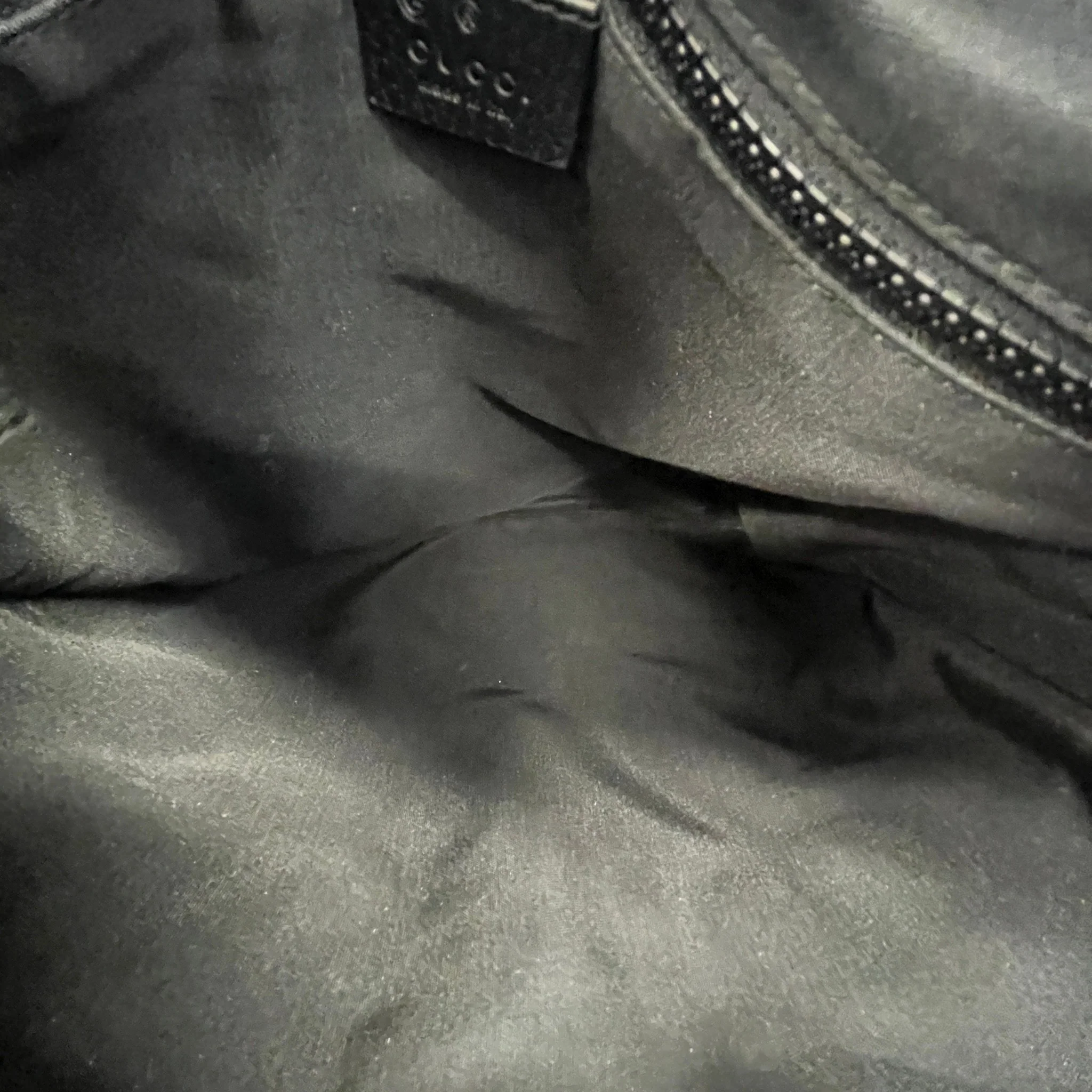 Men's Gg Supreme Messenger Bag Black - Image 10