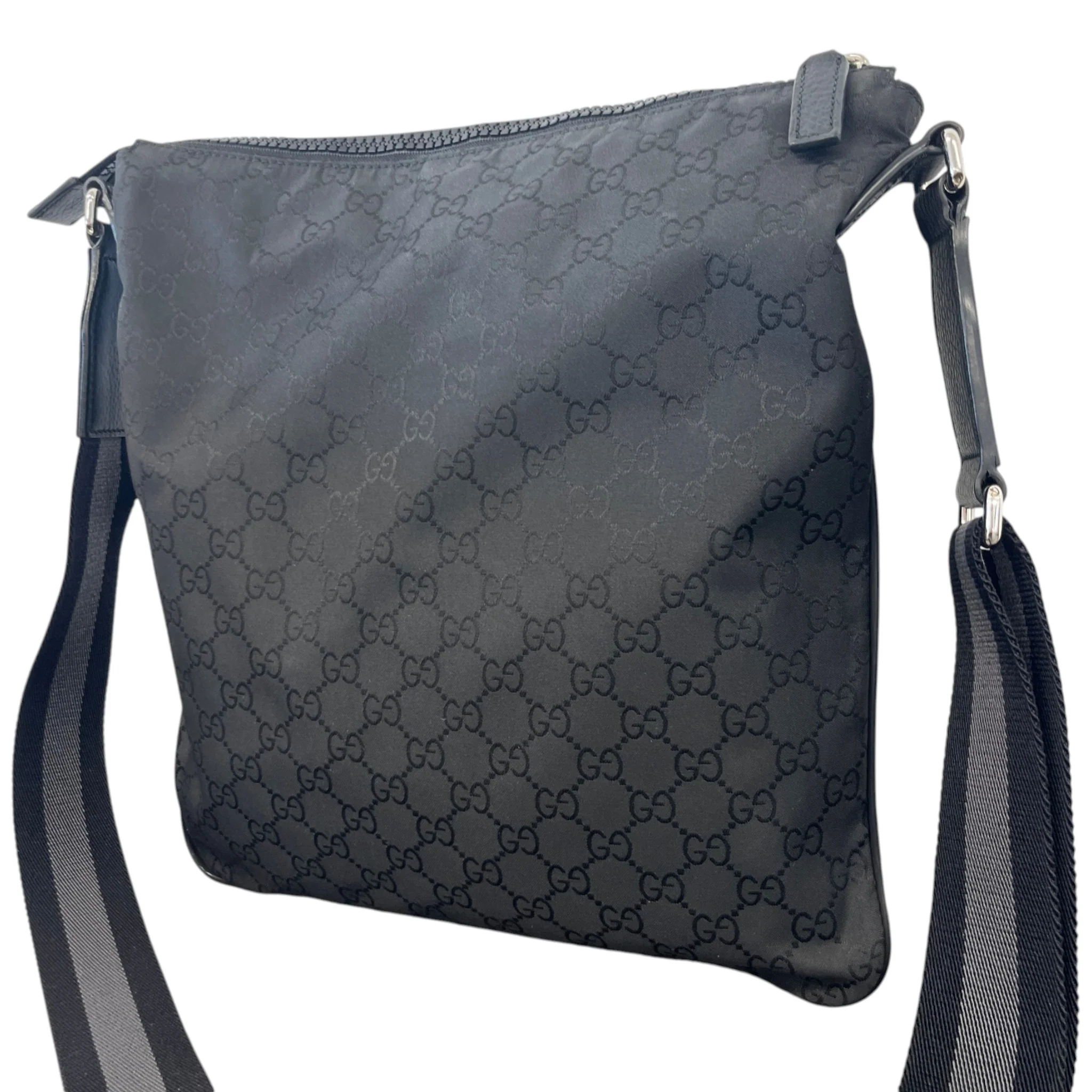 Men's Gg Supreme Messenger Bag Black - Image 7