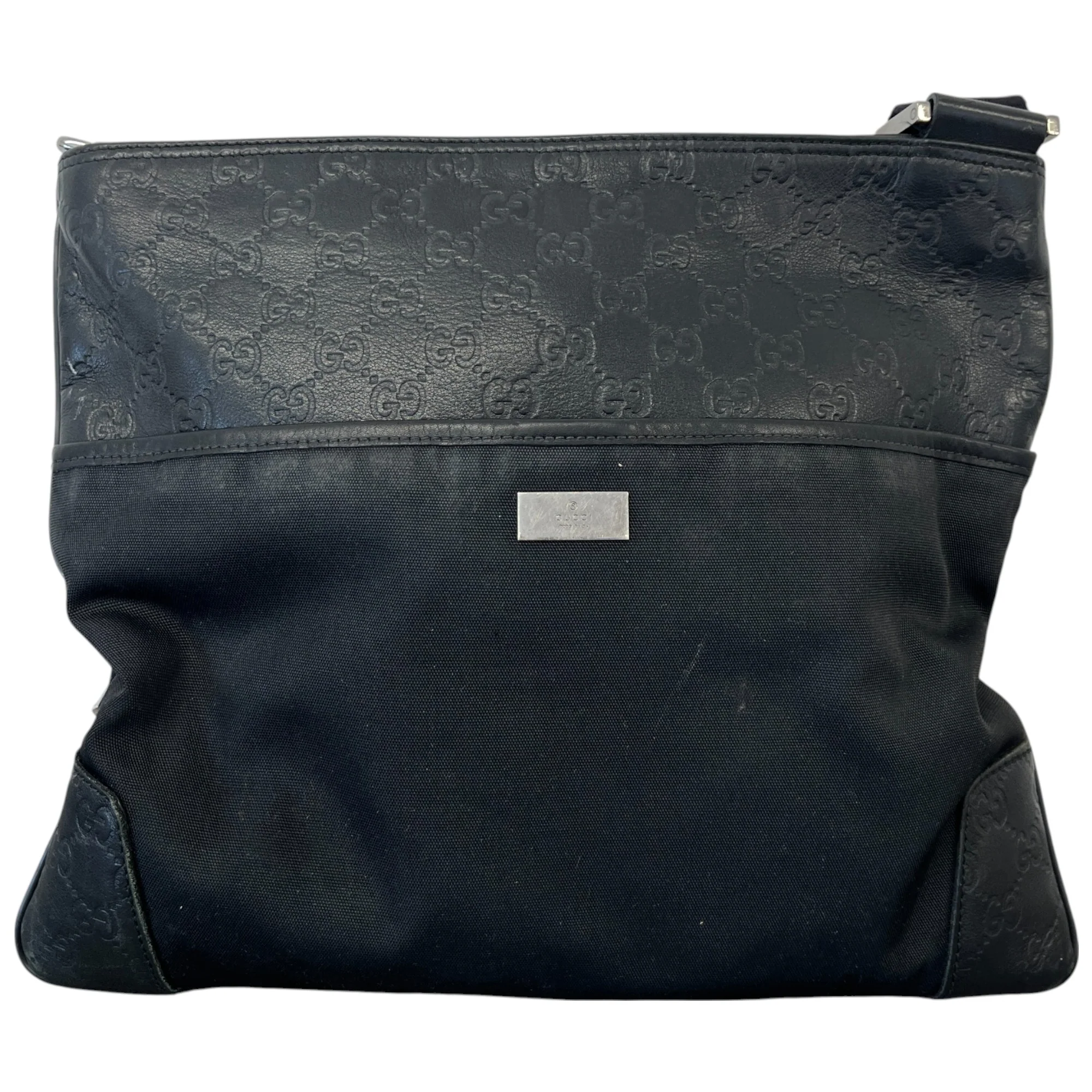 Men's Gg Supreme Plaque Logo Messenger Bag Black - Image 3