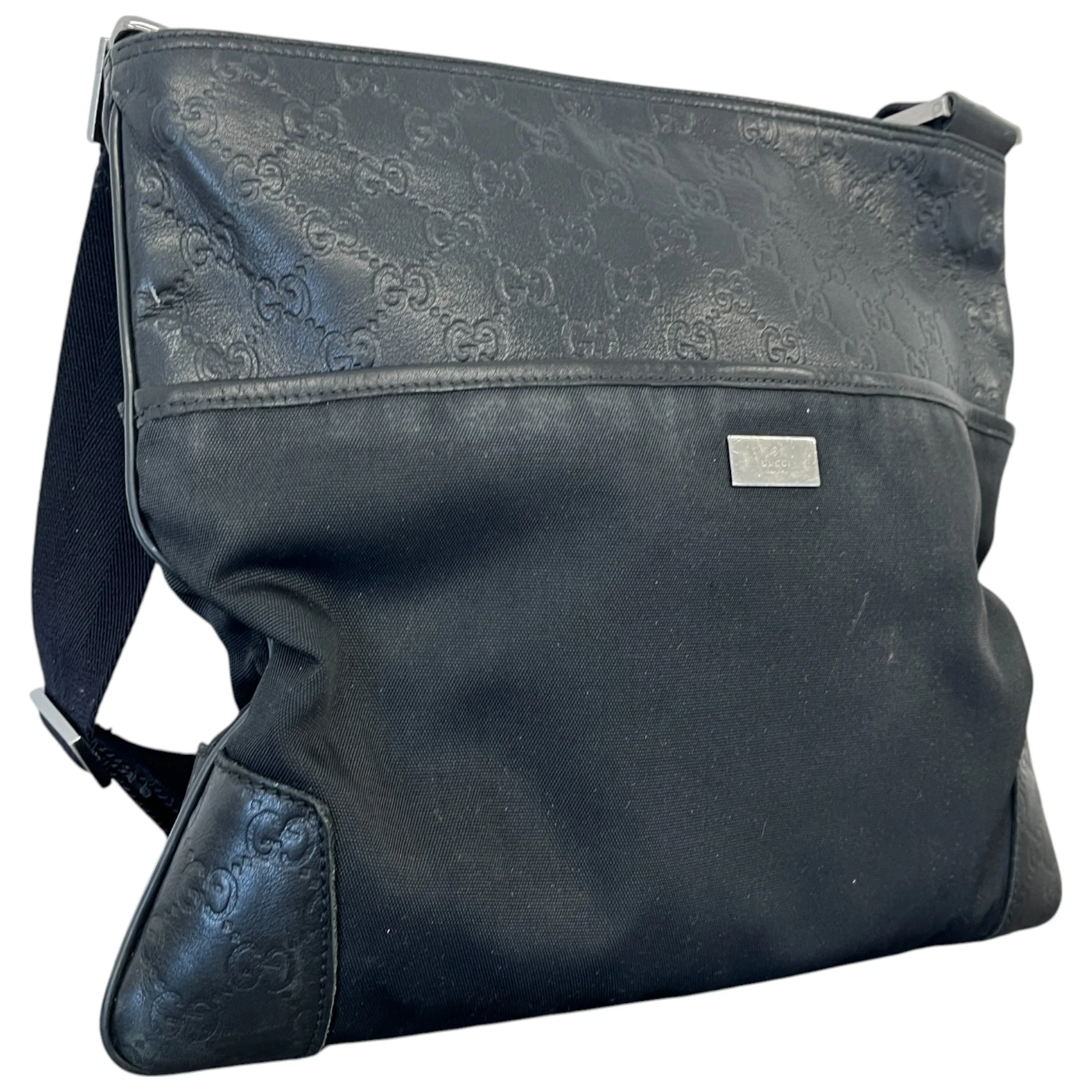 Men's Gg Supreme Plaque Logo Messenger Bag Black - Image 4