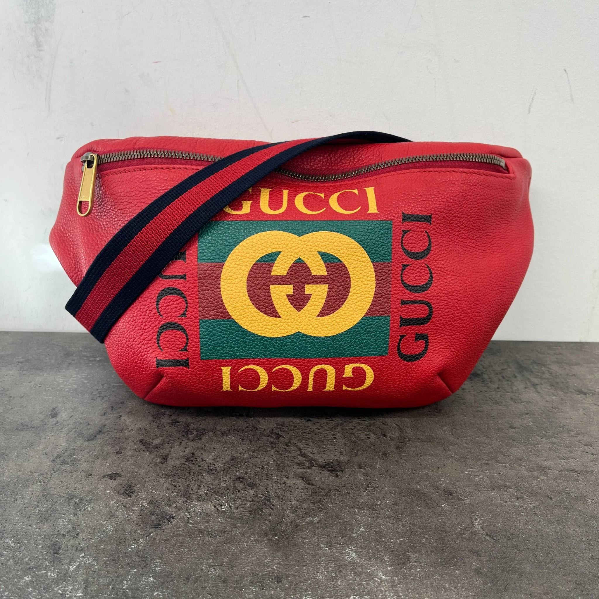 Men's Interlocking G Belt Bag Red - Image 8