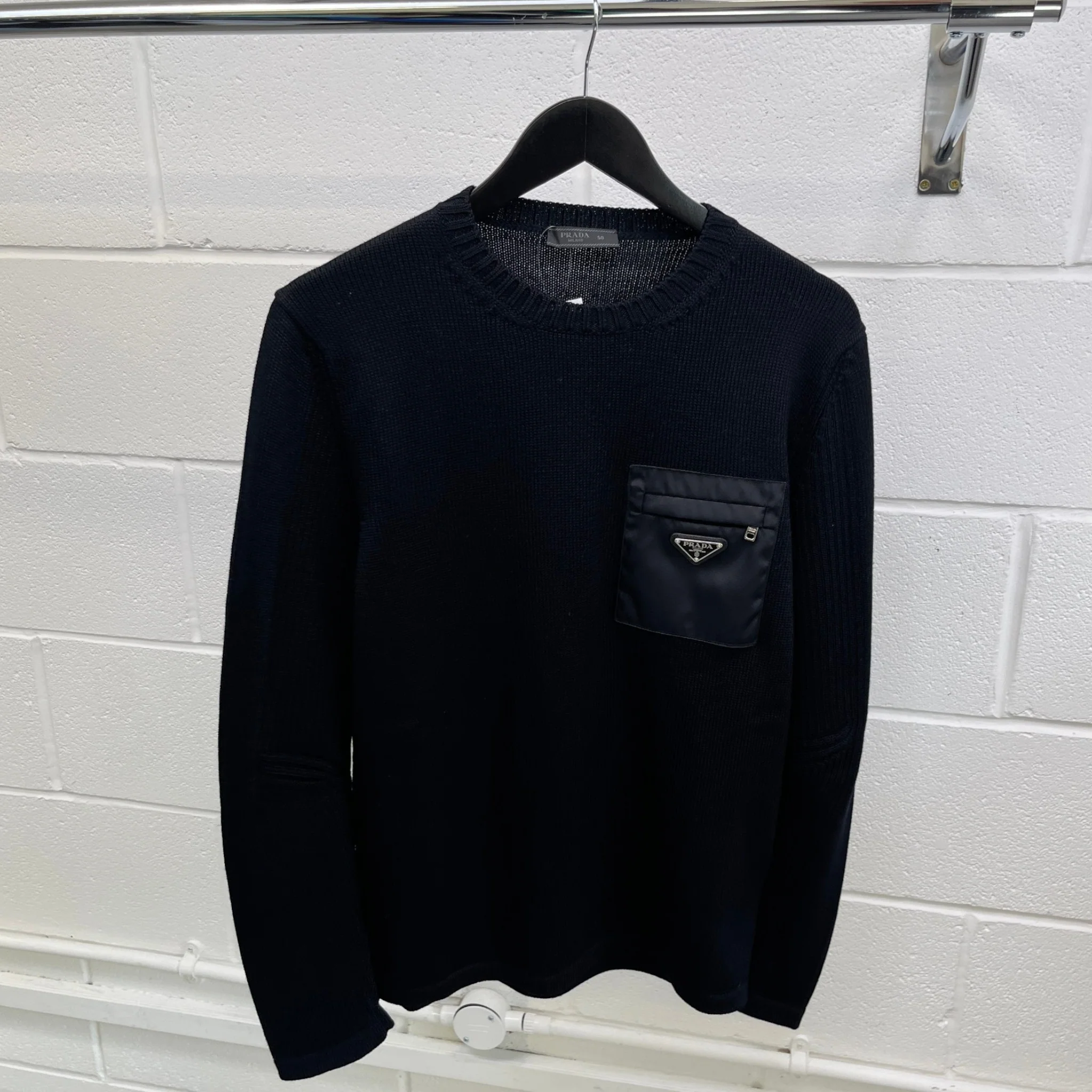 Men's Knit Plaque Logo Jumper Black Size IT 50 / UK L - Image 8