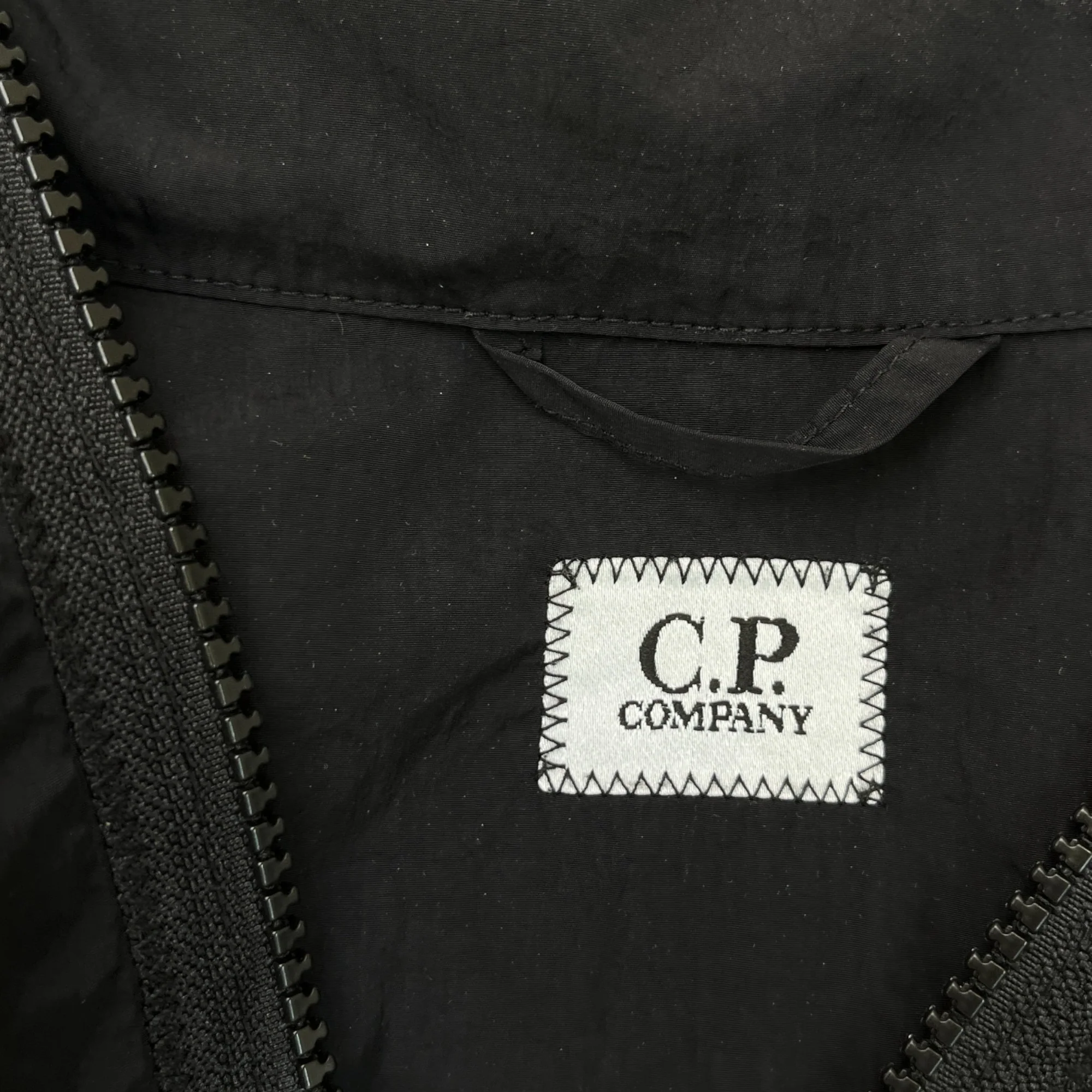 Men's Lens Logo Windbreaker Black Size S - Image 6
