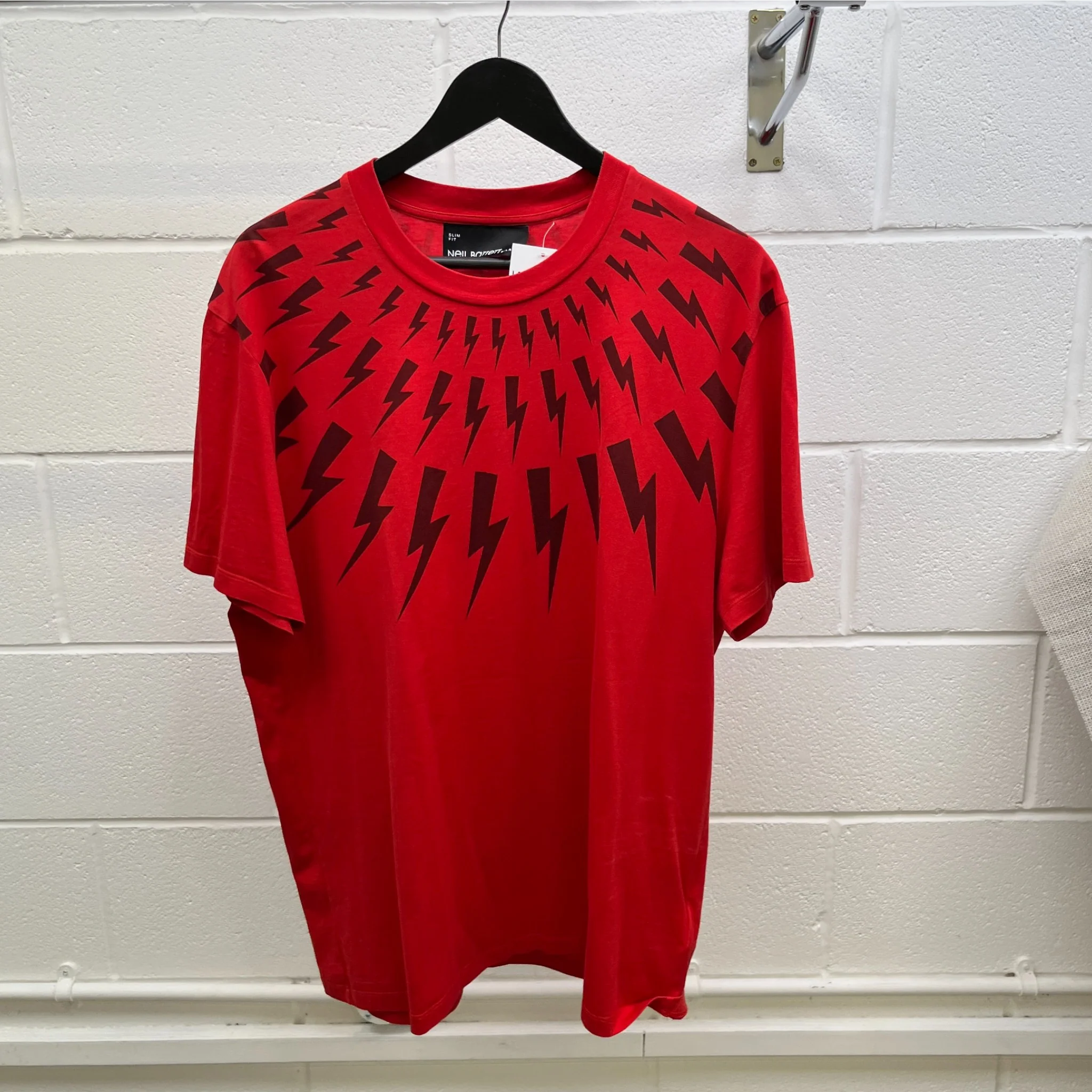 Men's Lightning Bolt T-Shirt Red Size XL - Image 8