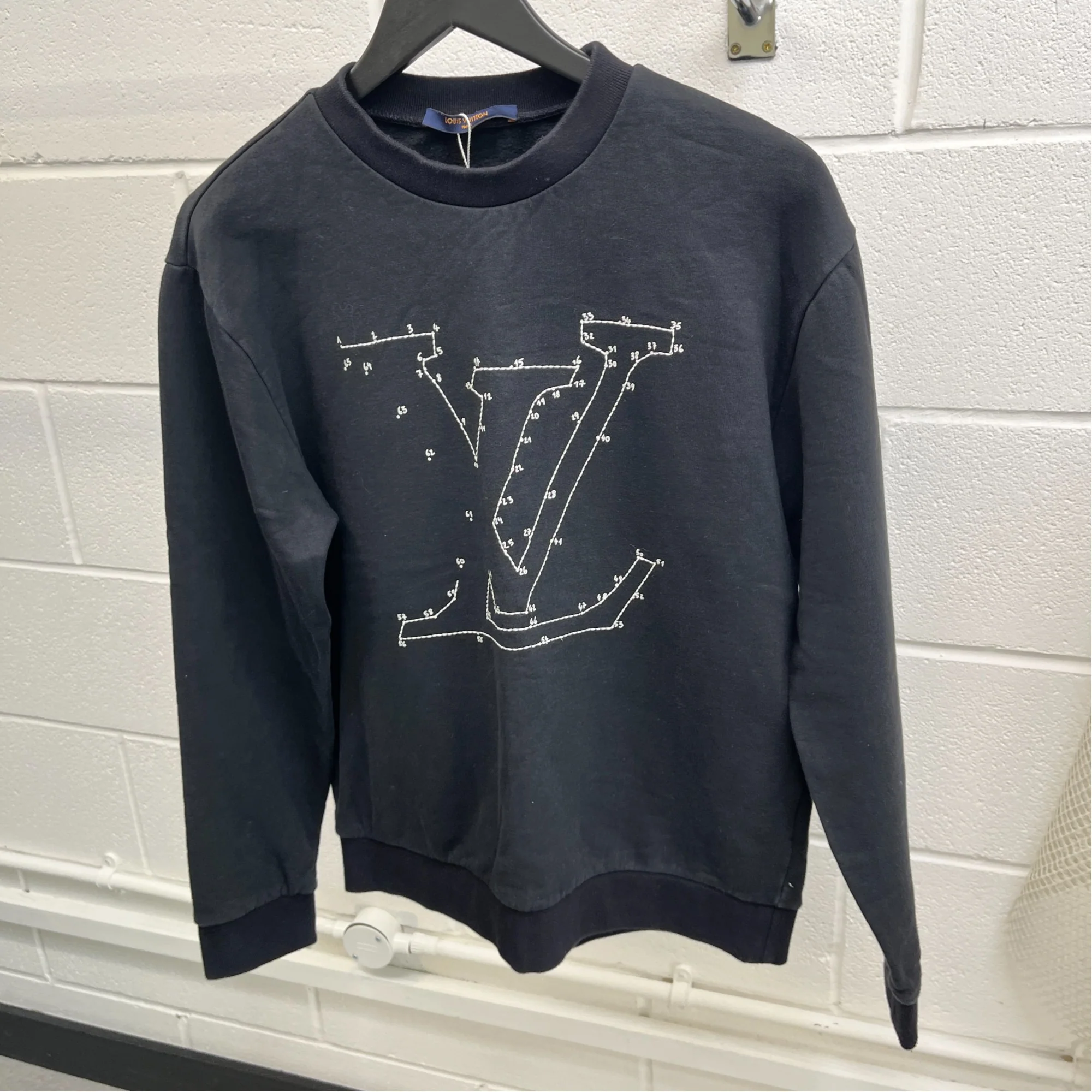 Men's Lv Stitch Logo Jumper Black Size S - Image 7