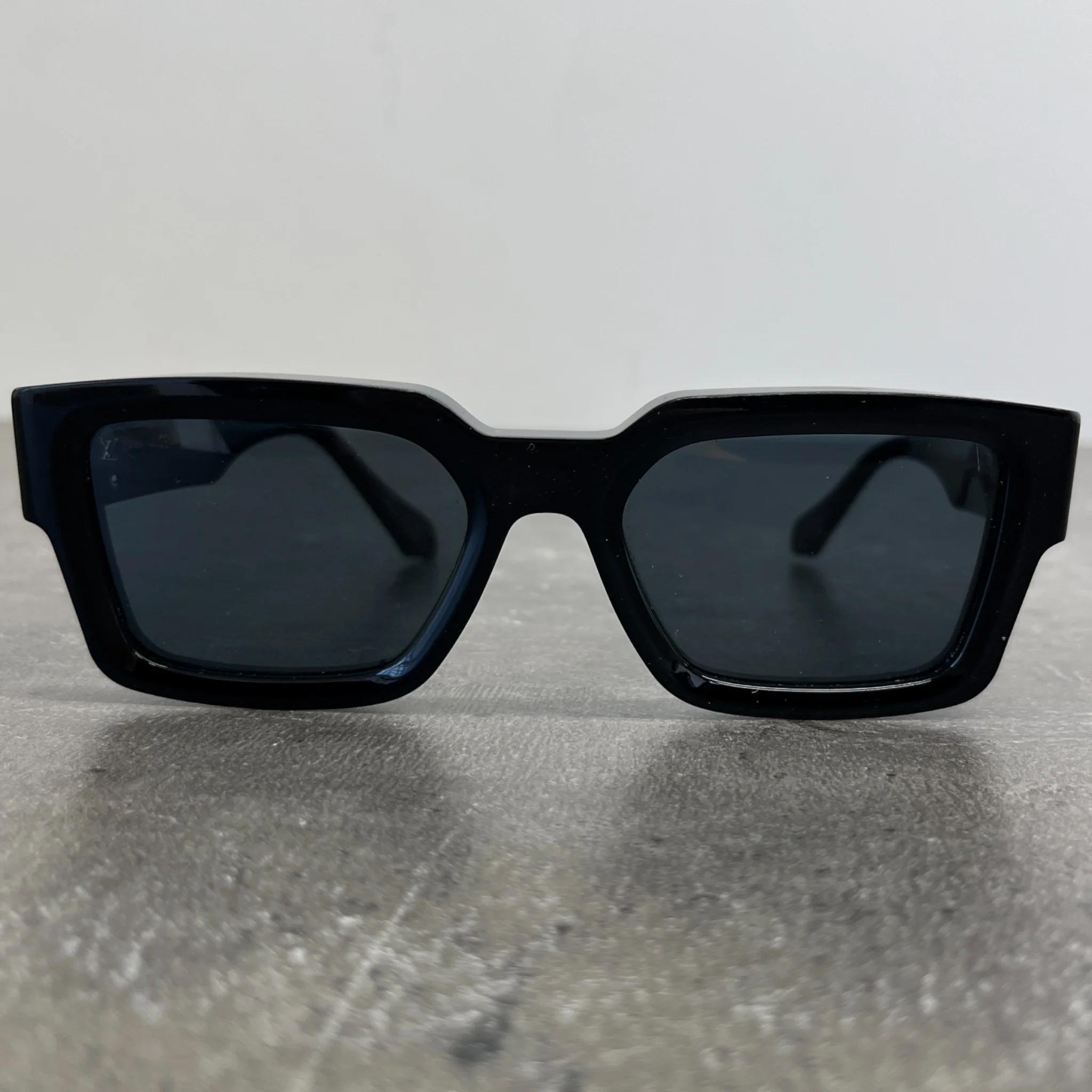 Men's Millionaire 1.1 Sunglasses Black - Image 9
