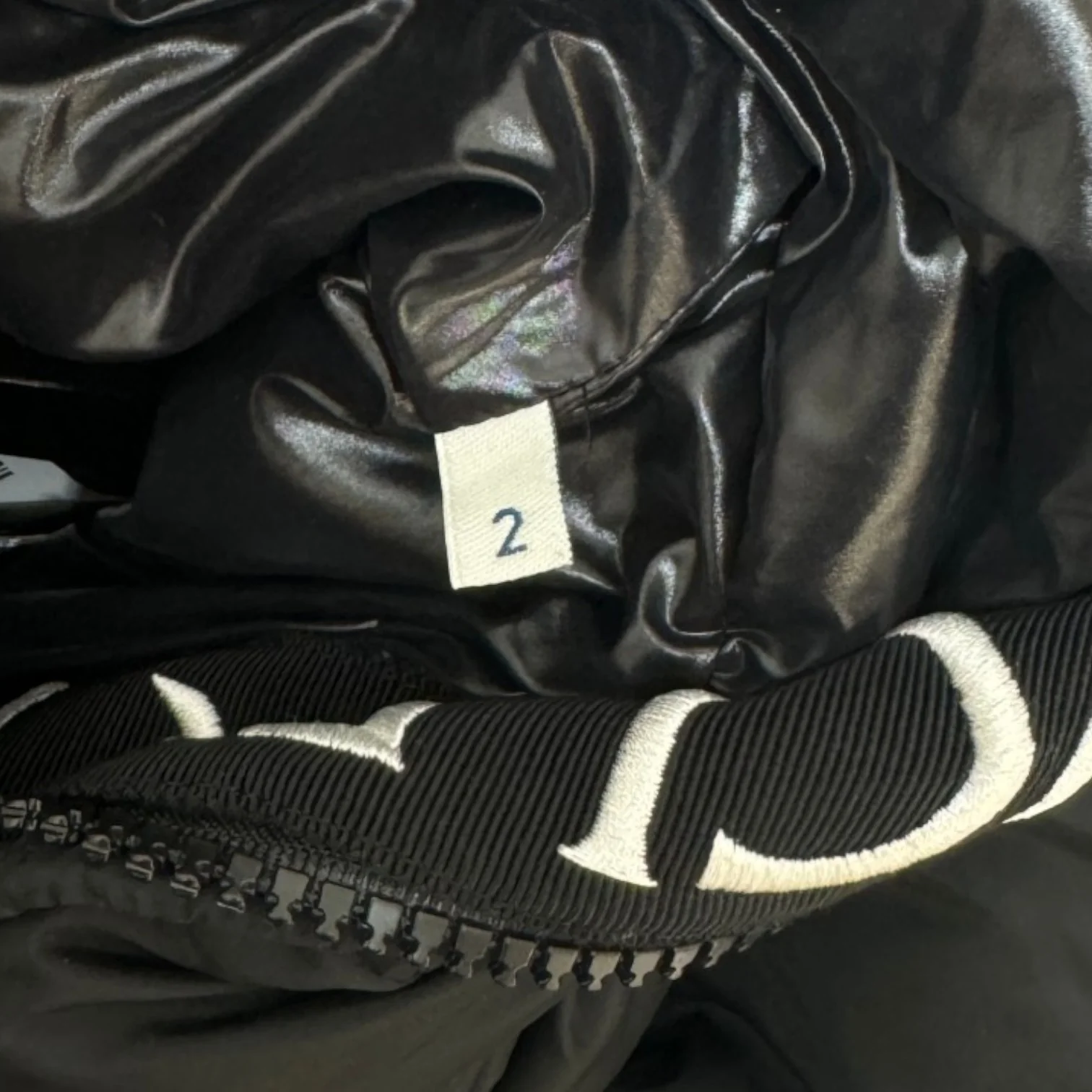 Men's Montcla Down Jacket Black Size 2 / M - Image 10
