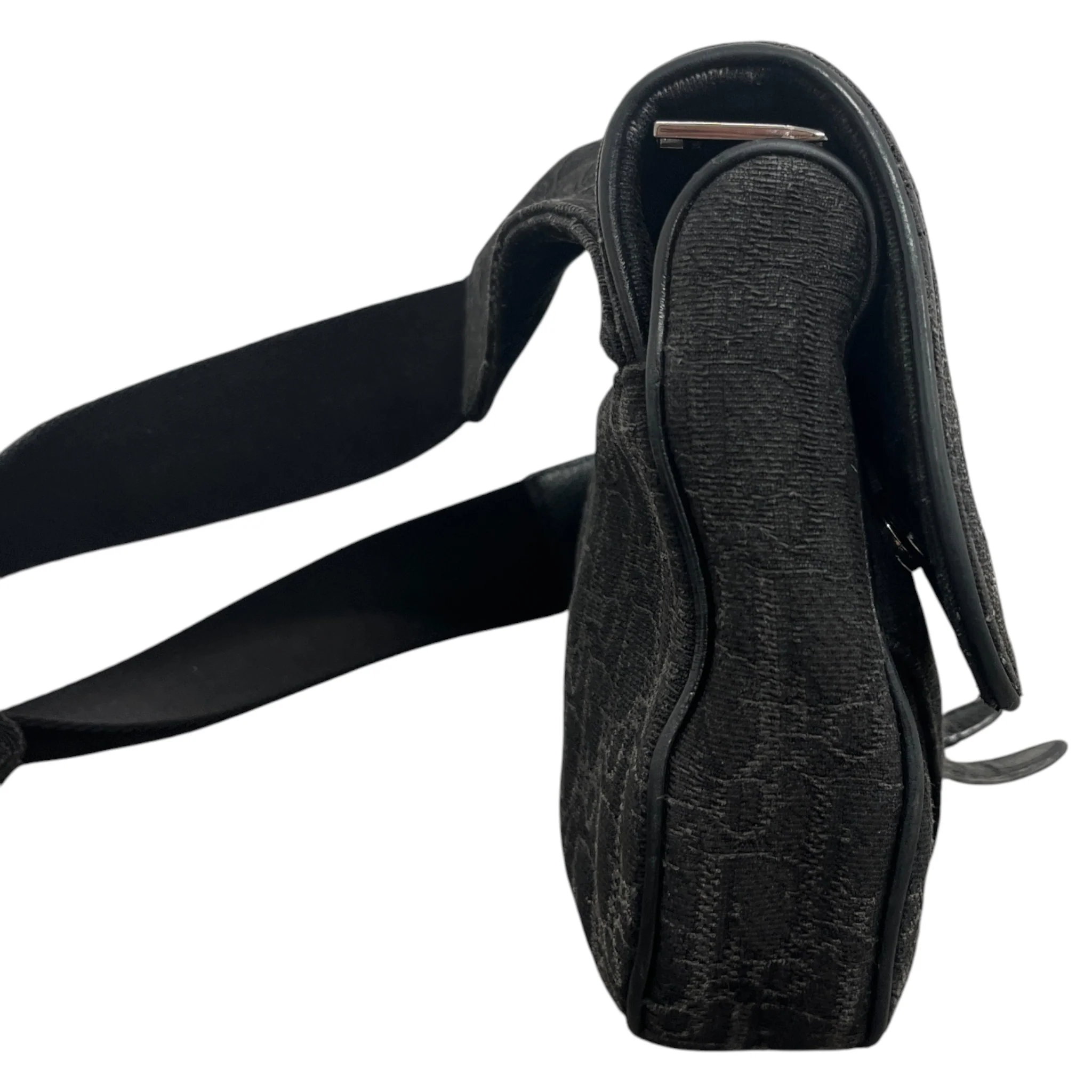 Men's Oblique Saddle Bag Black - Image 6