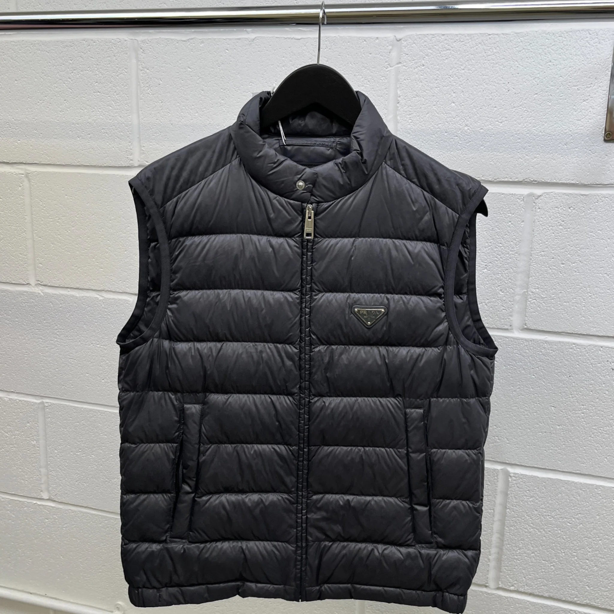 Men's Plaque Logo Gilet Grey Size IT 46 / S - Image 9