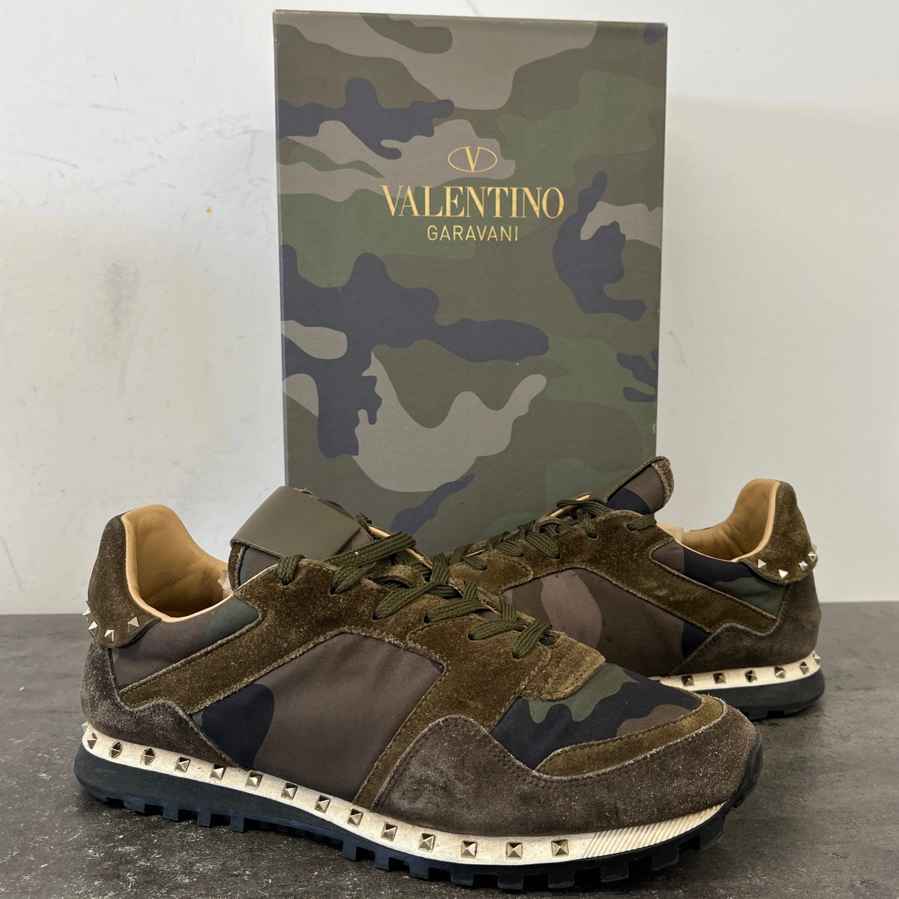 Men's Rockstud Low Trainers Khaki Size EU 43 / UK 9 - Image 12