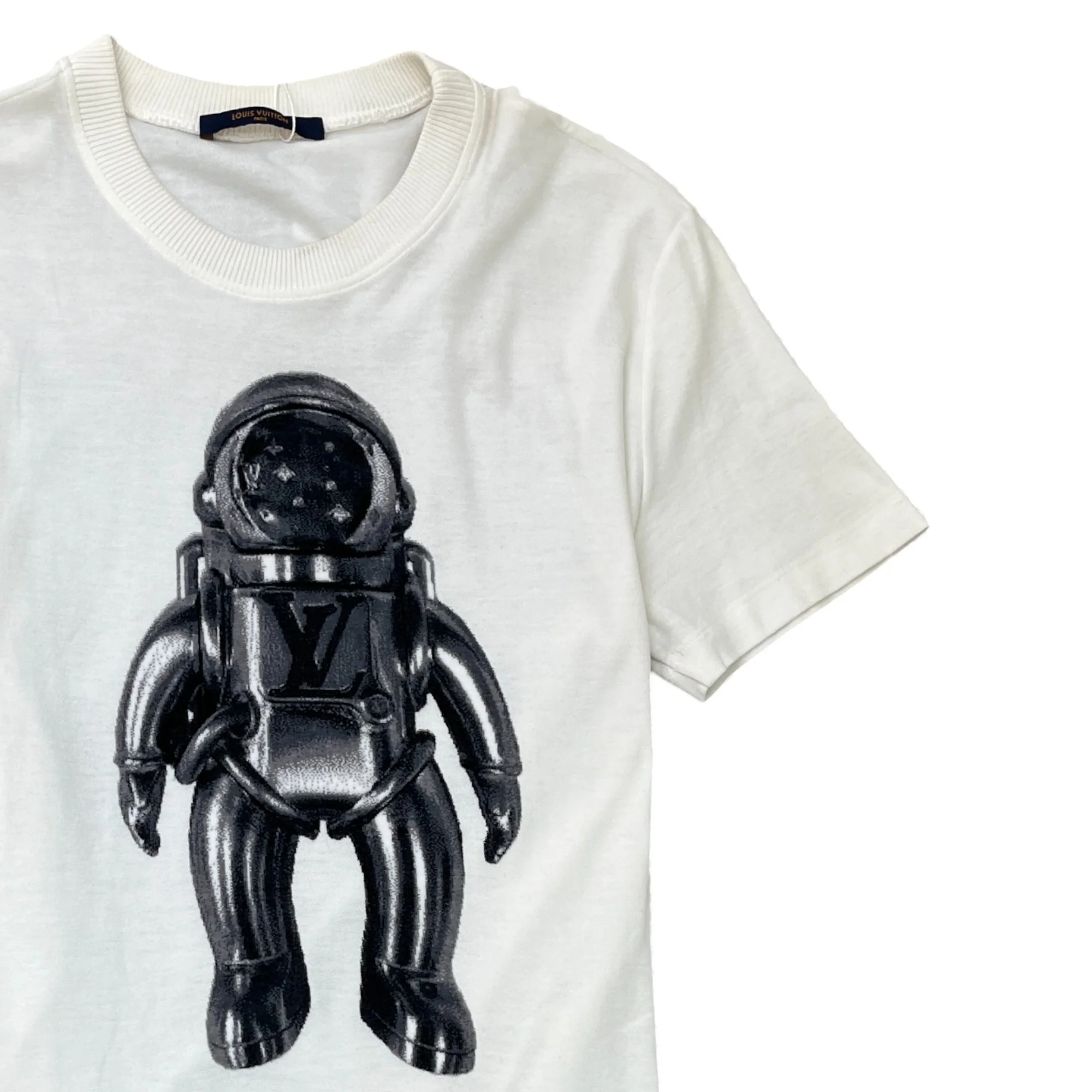 Men's Velor Astronaut Graphic T-Shirt White Size S - Image 3