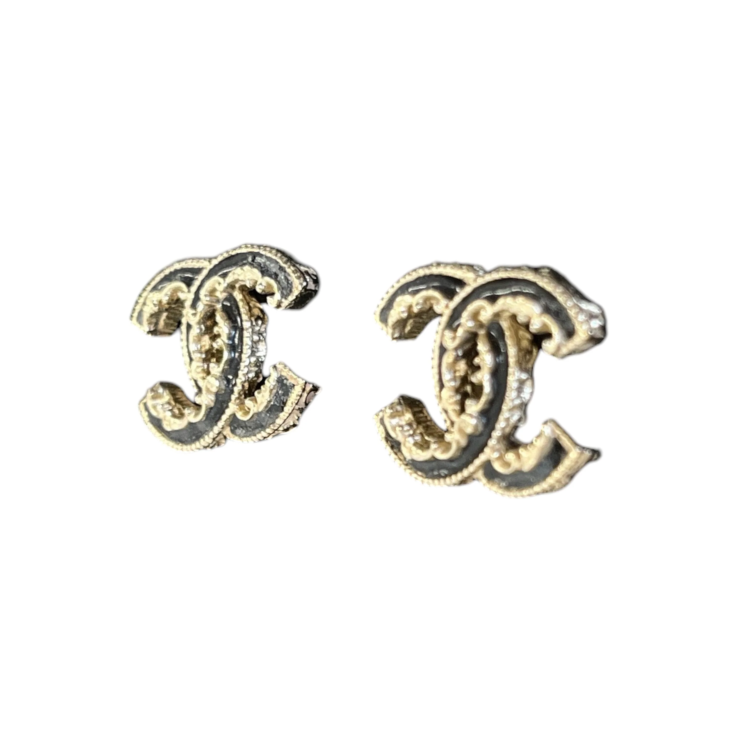 Women's Cc Logo Earrings Black - Image 4