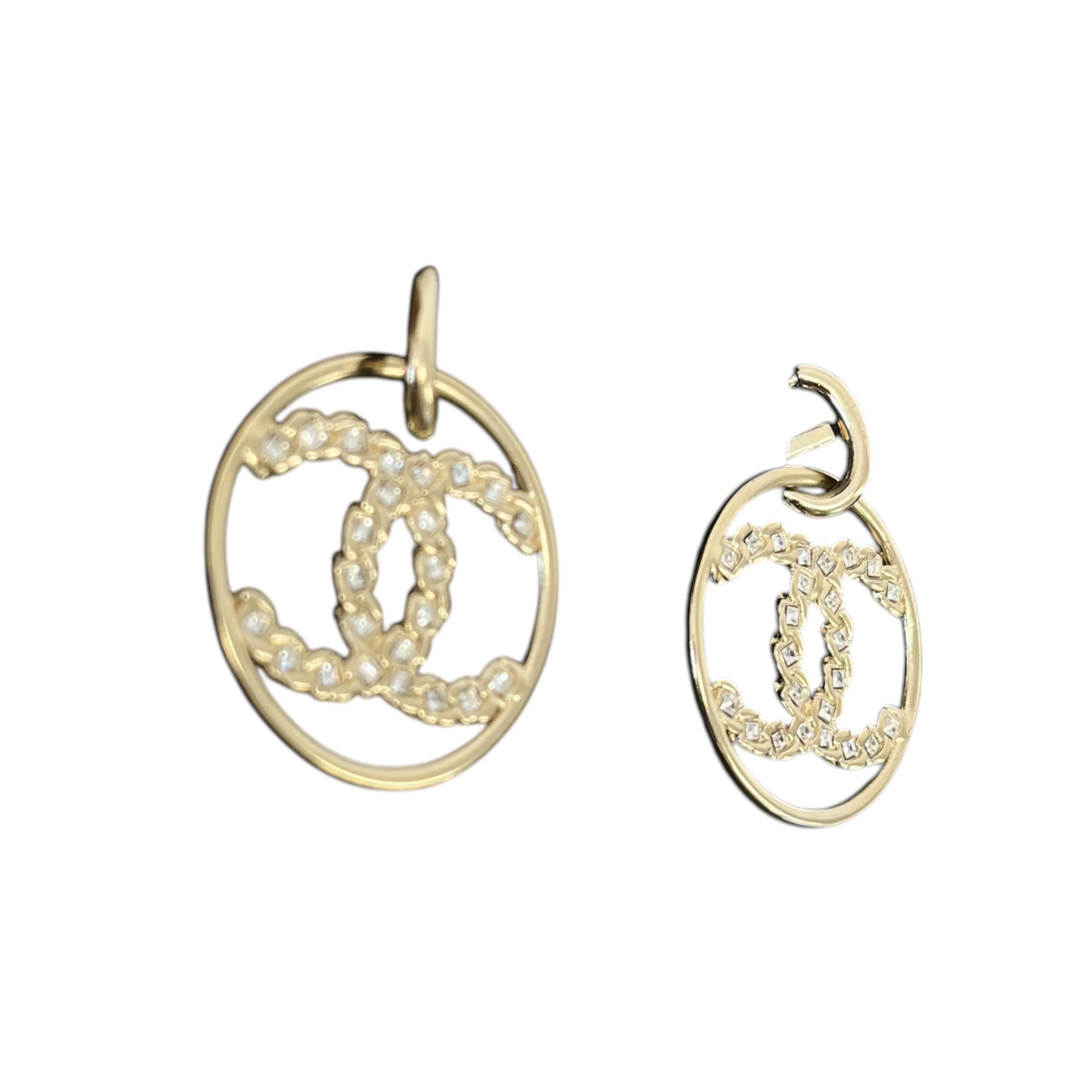 Women's Cc Logo Earrings Silver - Image 2