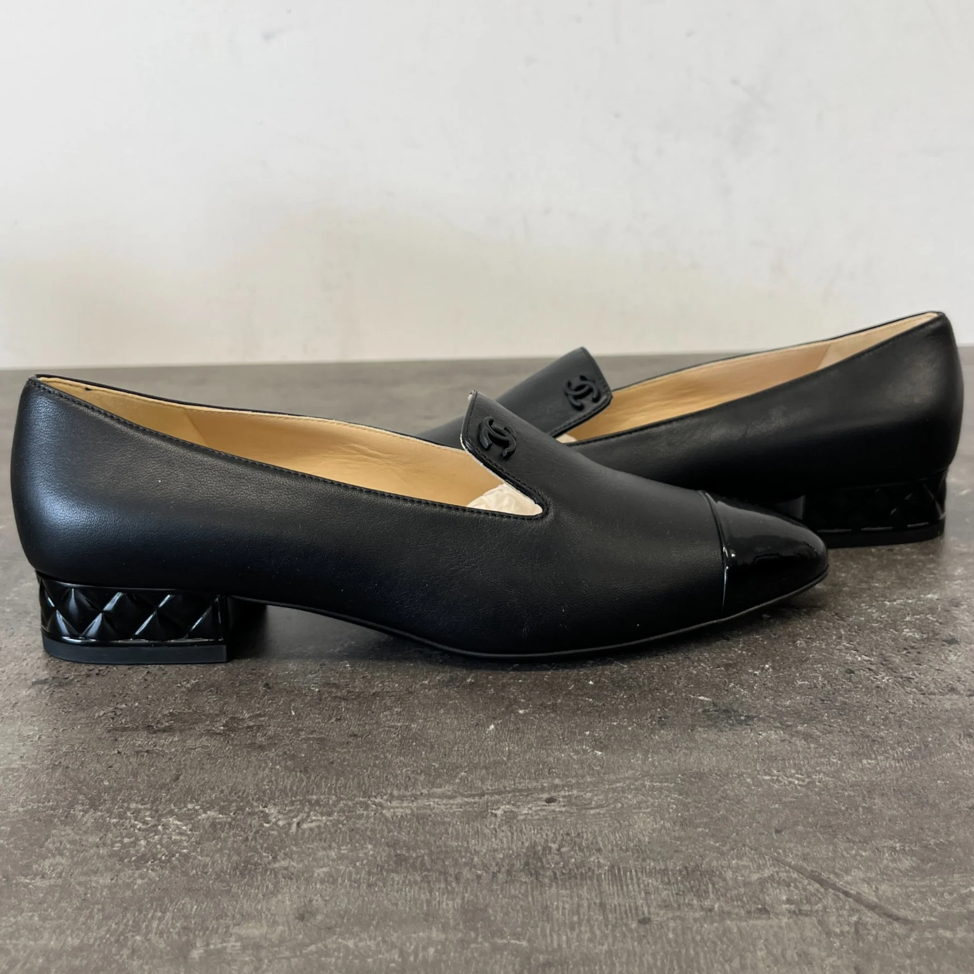 Women's Cc Logo Loafers Black Size EU 36 / UK 3 - Image 12