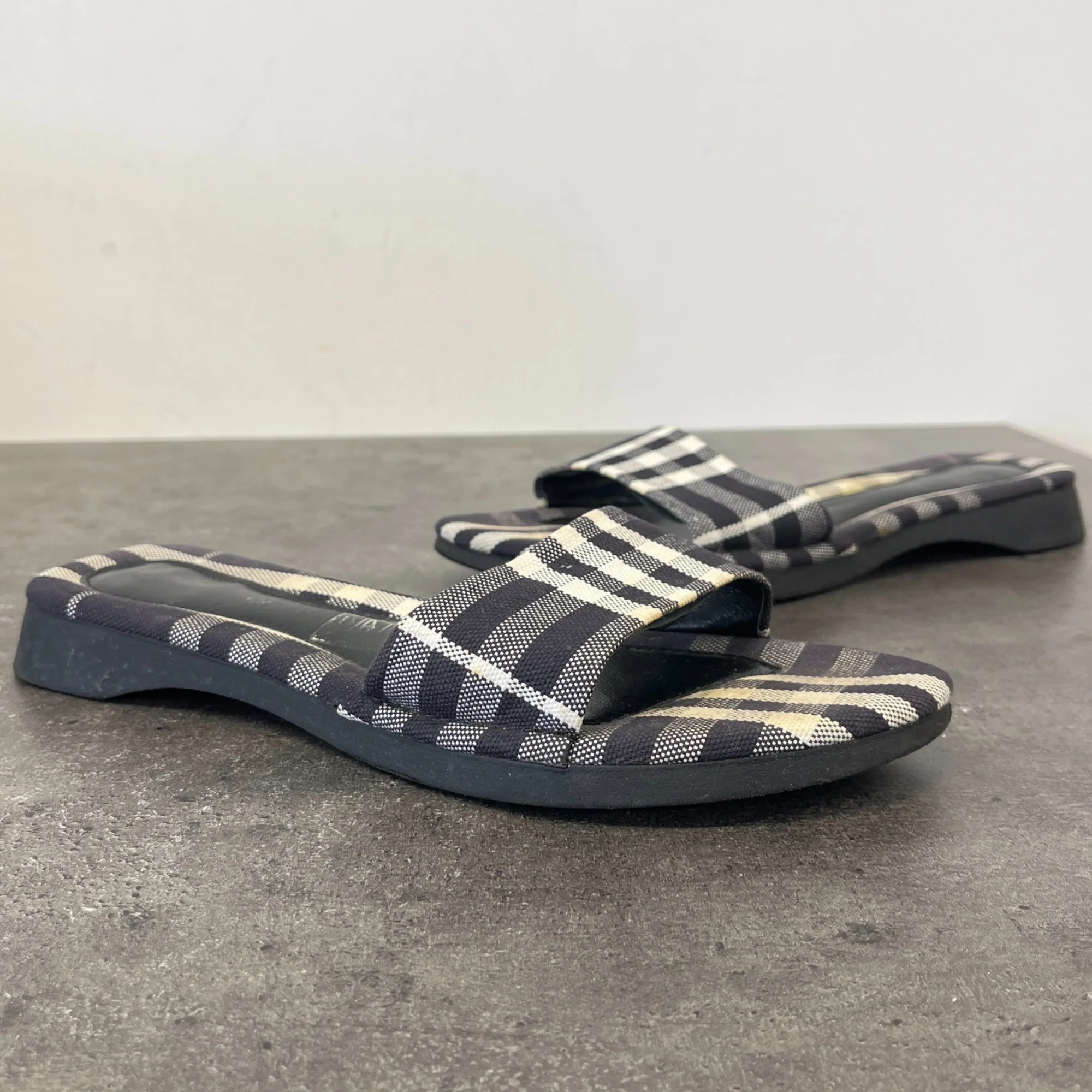 Women's Checkered Slides Navy Size EU 37.5 / UK 4.5 - Image 11