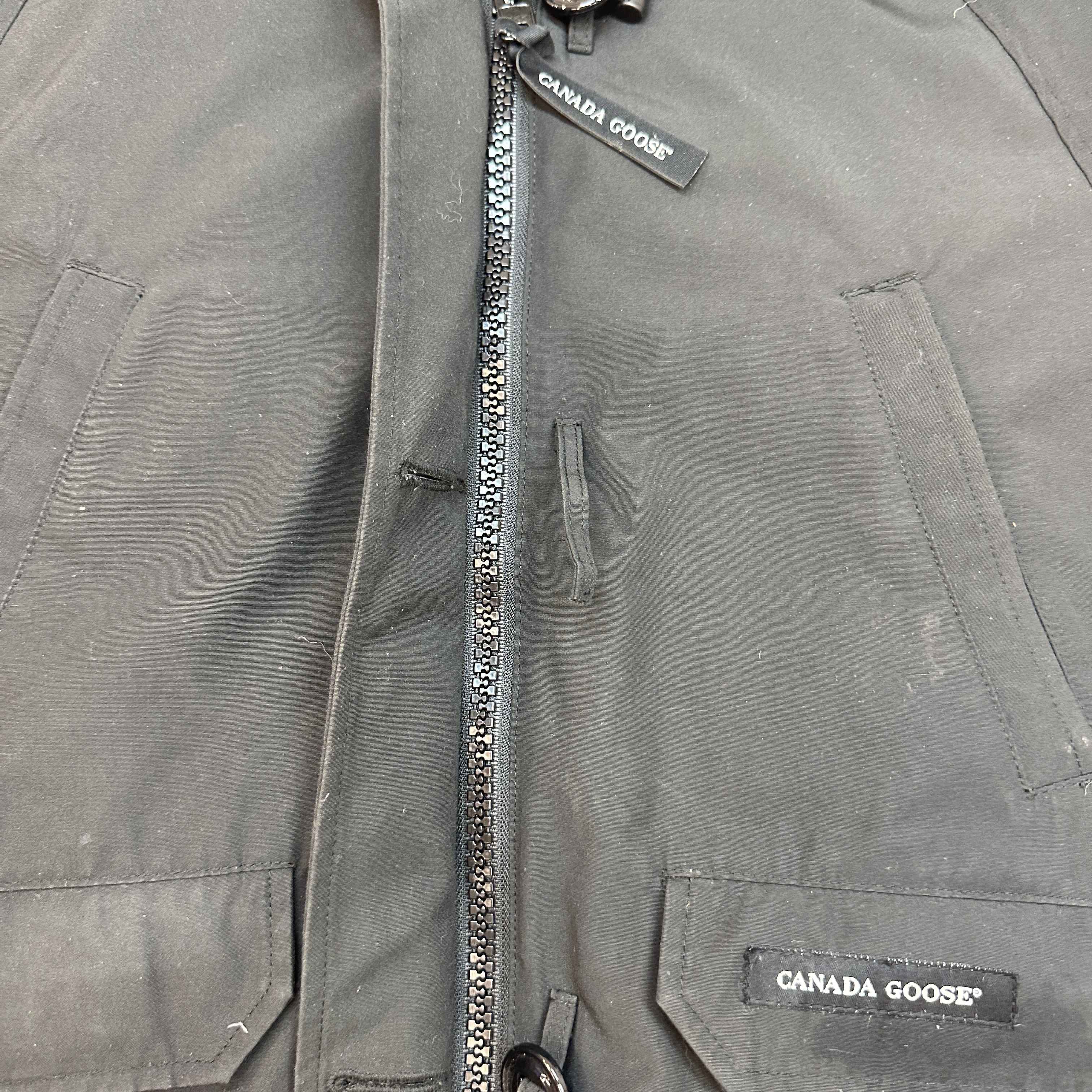 Women's Chilliwack Bomber Down Jacket Black Size L - Image 10