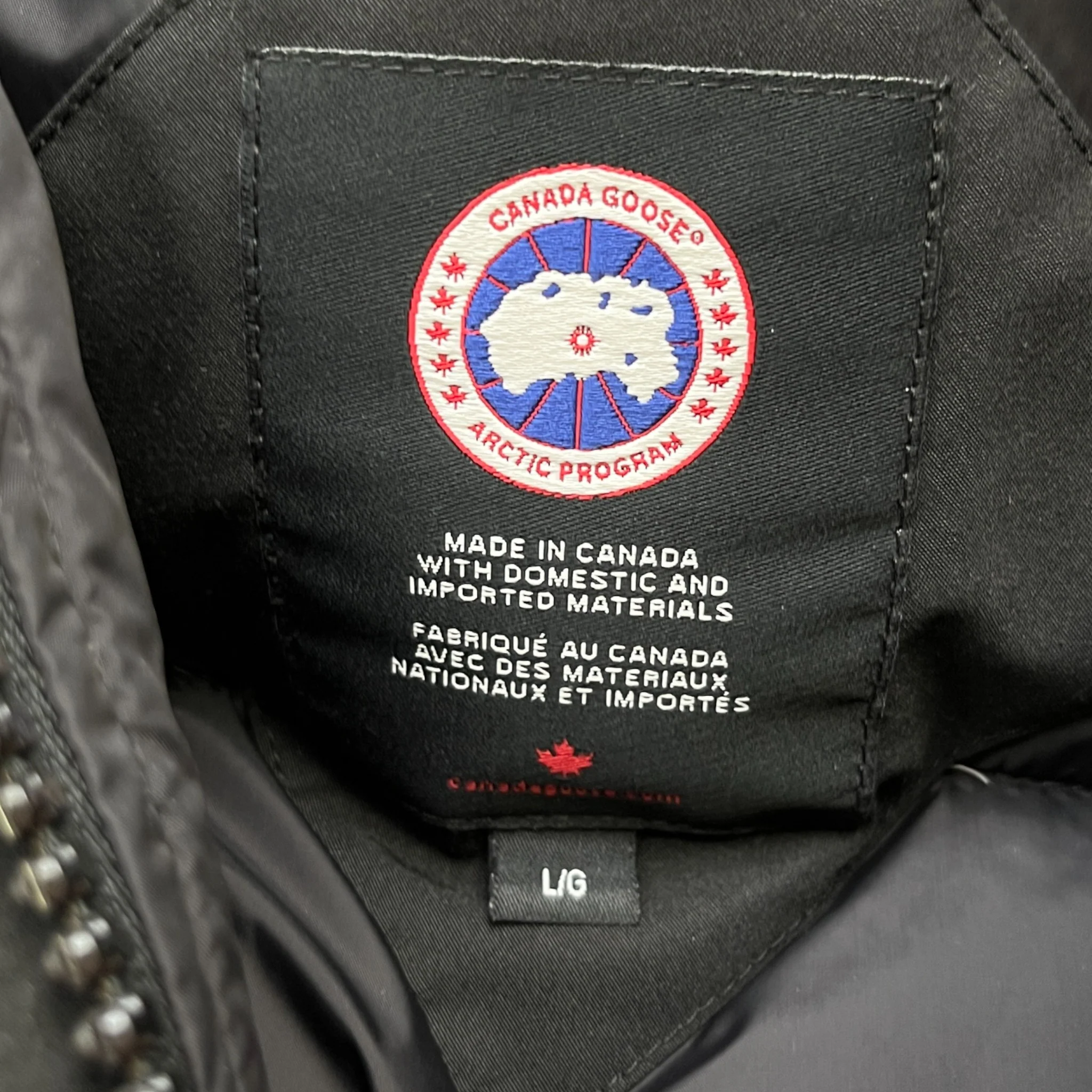 Women's Chilliwack Bomber Down Jacket Black Size L - Image 7