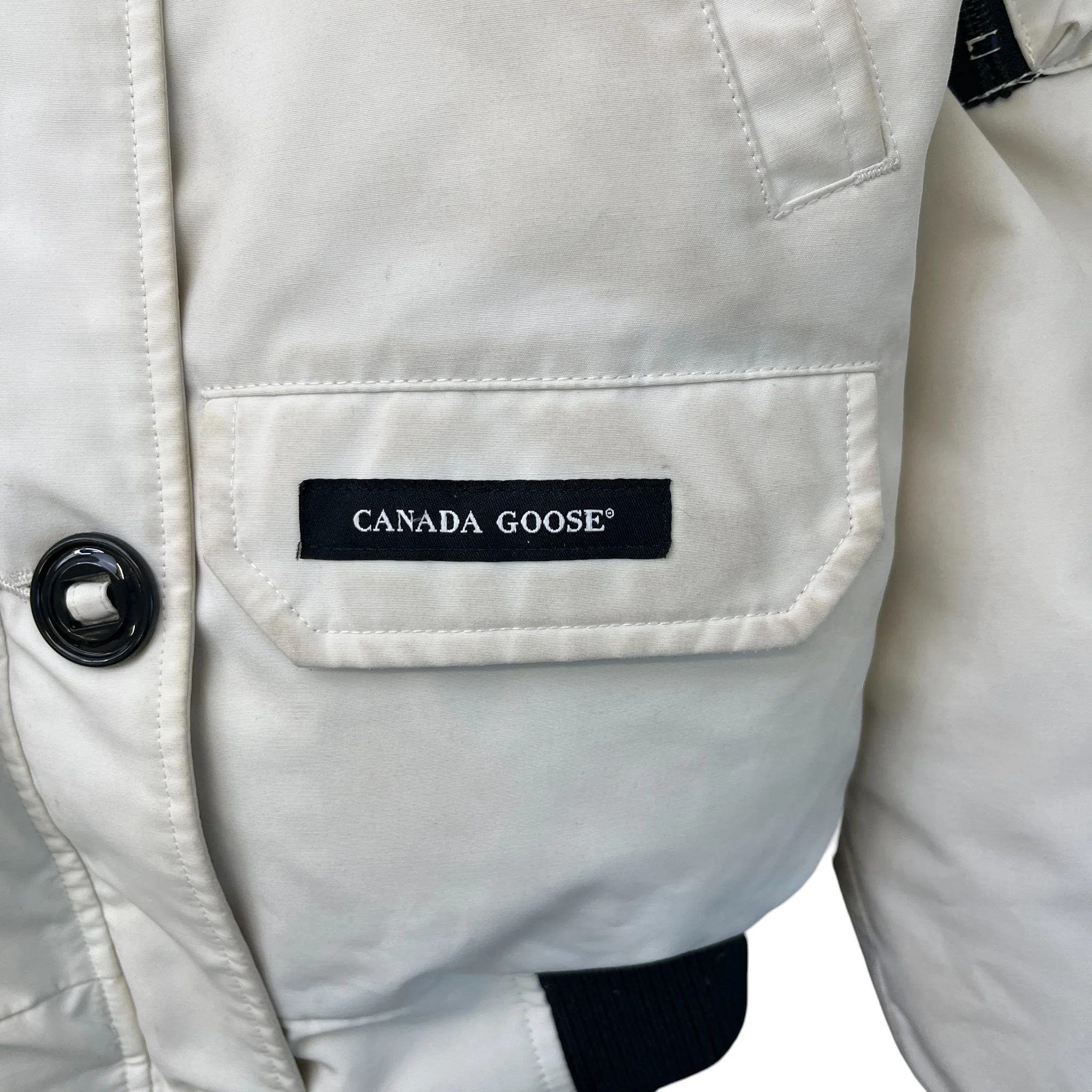 Women's Chilliwack Bomber Down Jacket White Size S - Image 6