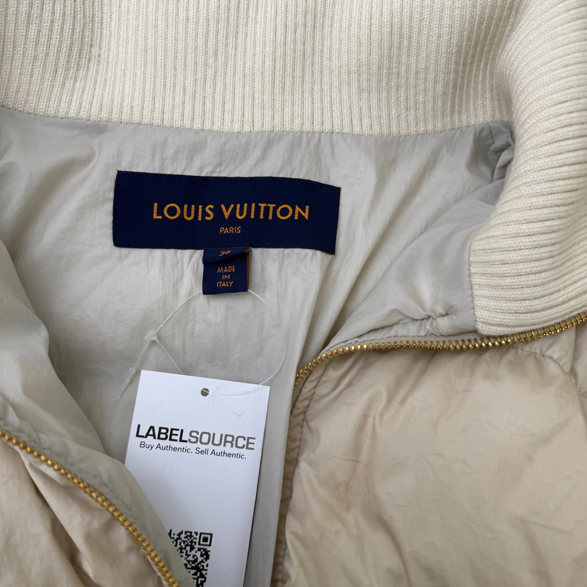 Women's Cropped Monogram Down Jacket Cream Size IT 36 / UK 4 - Image 5