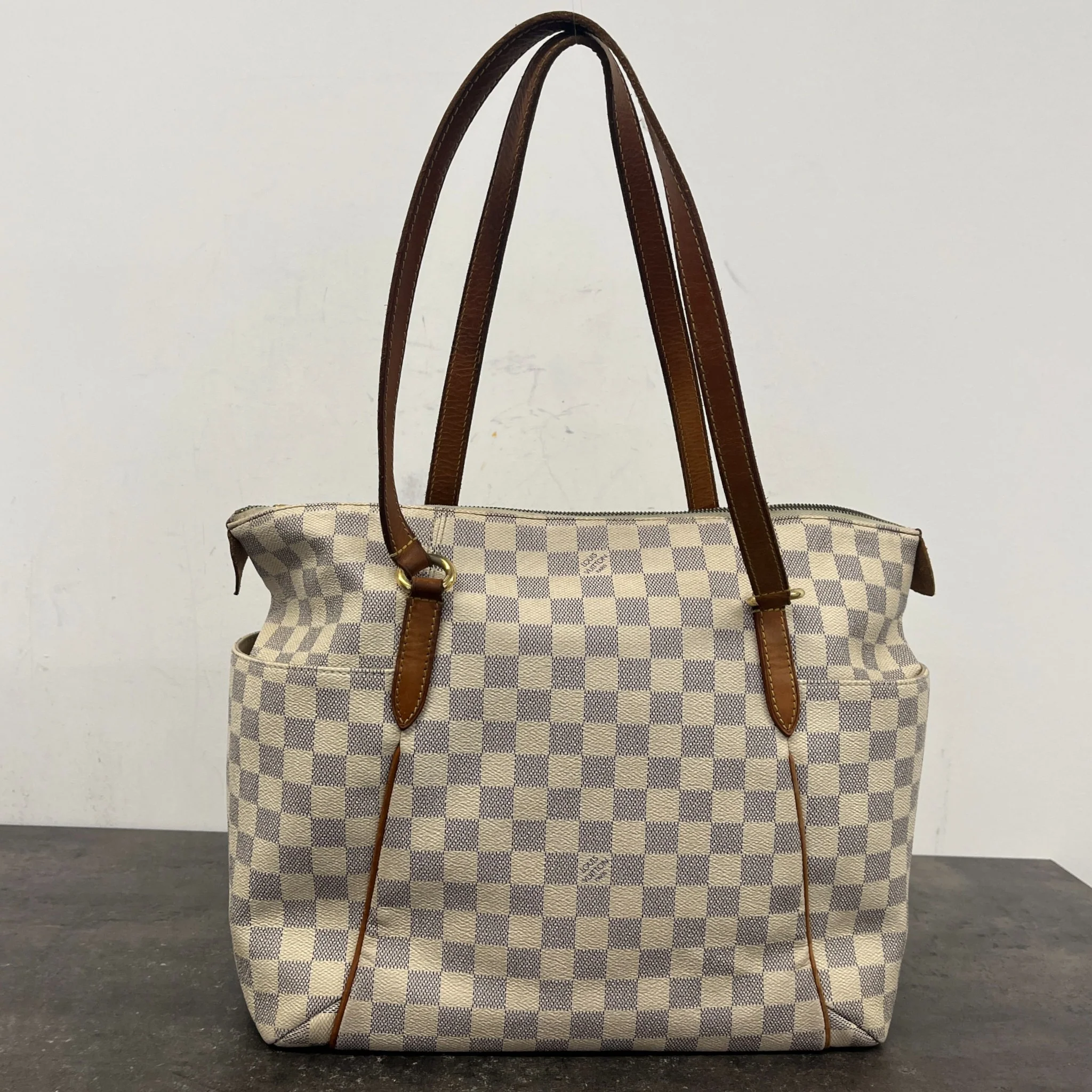 Women's Damier Azur Totally Pm Handbag White - Image 8
