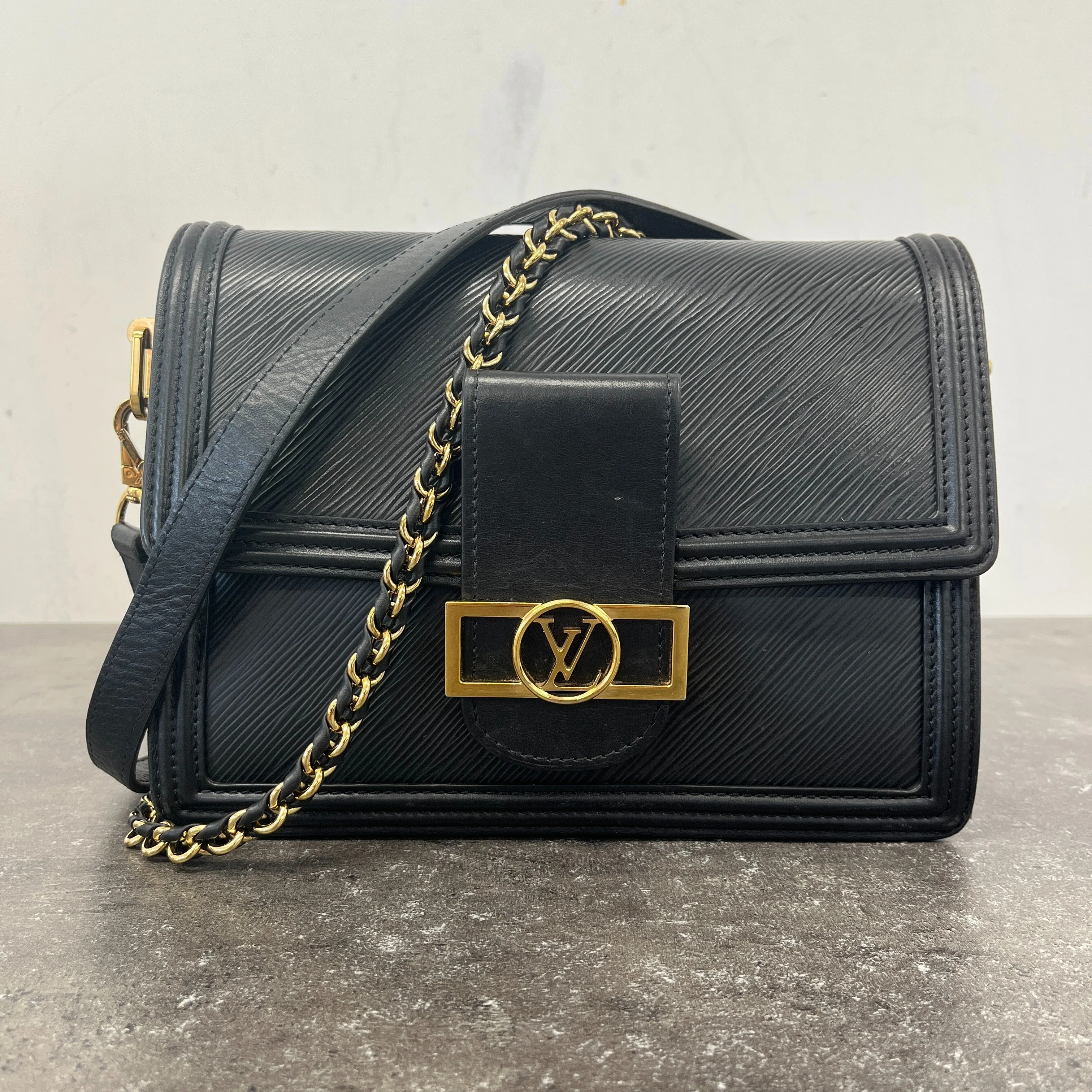 Women's Epi Leather Dauphine Mm Bag Black - Image 9