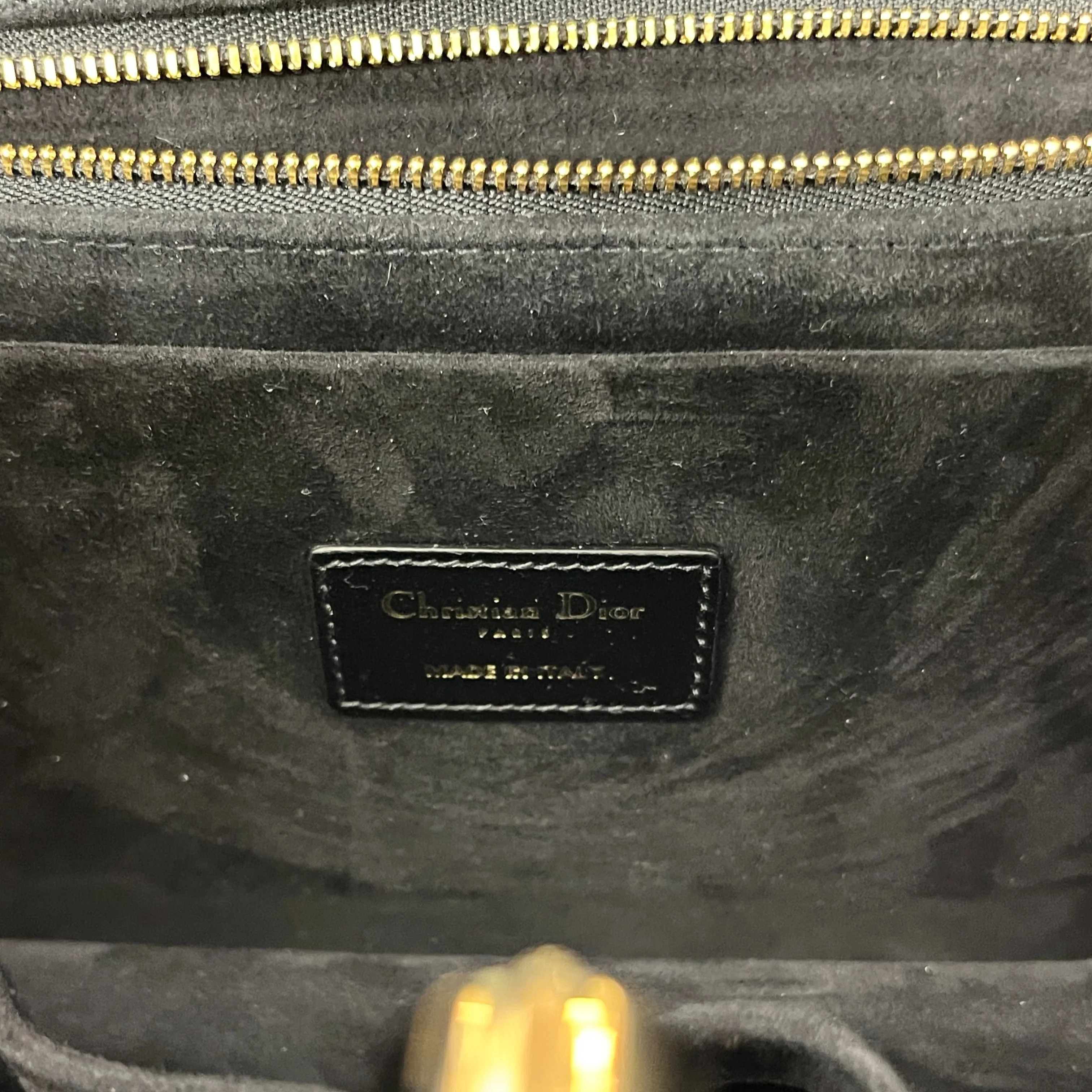 Women's Essential Meduim Bag Black - Image 14