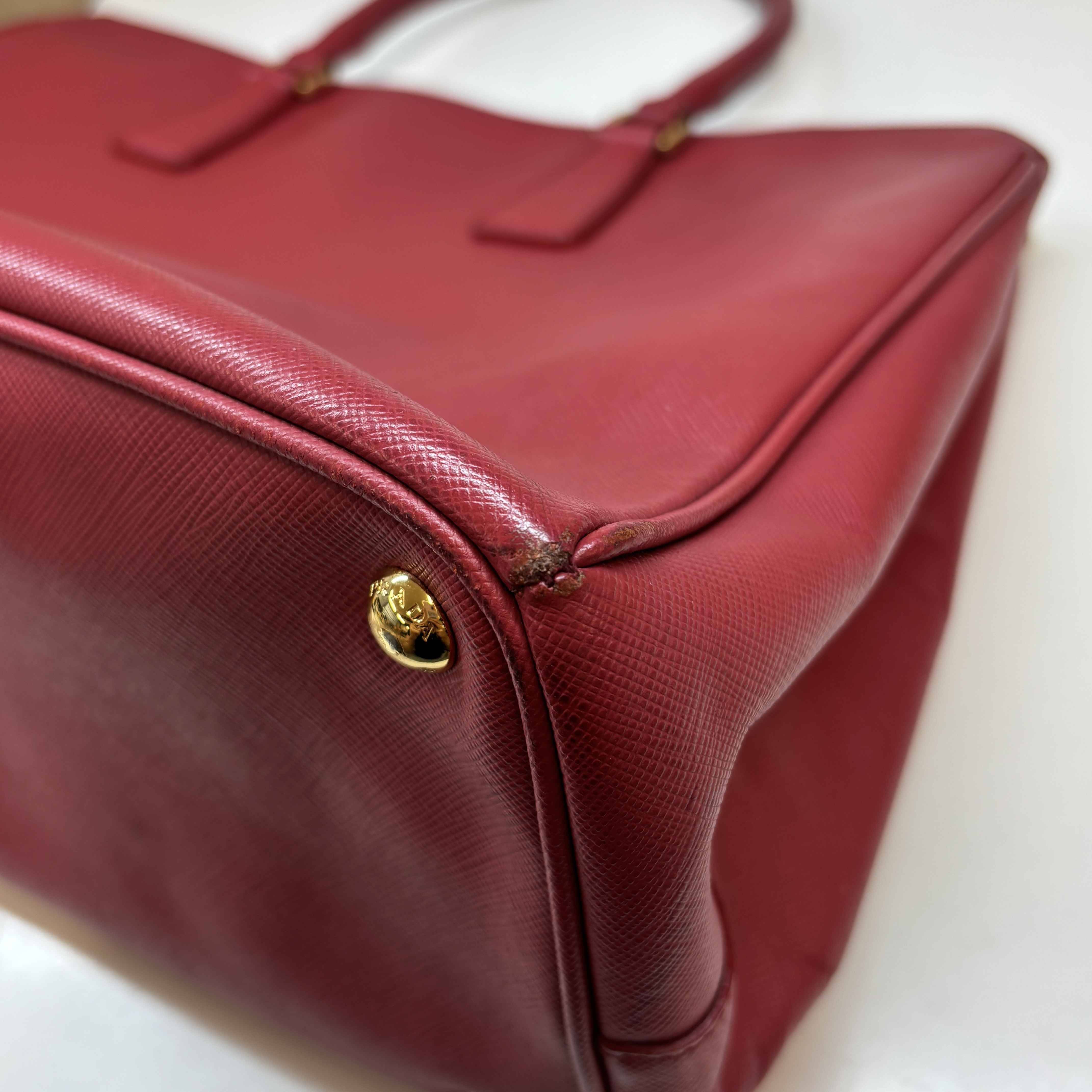 Women's Large Saffiano Lux Handbag Red - Image 13