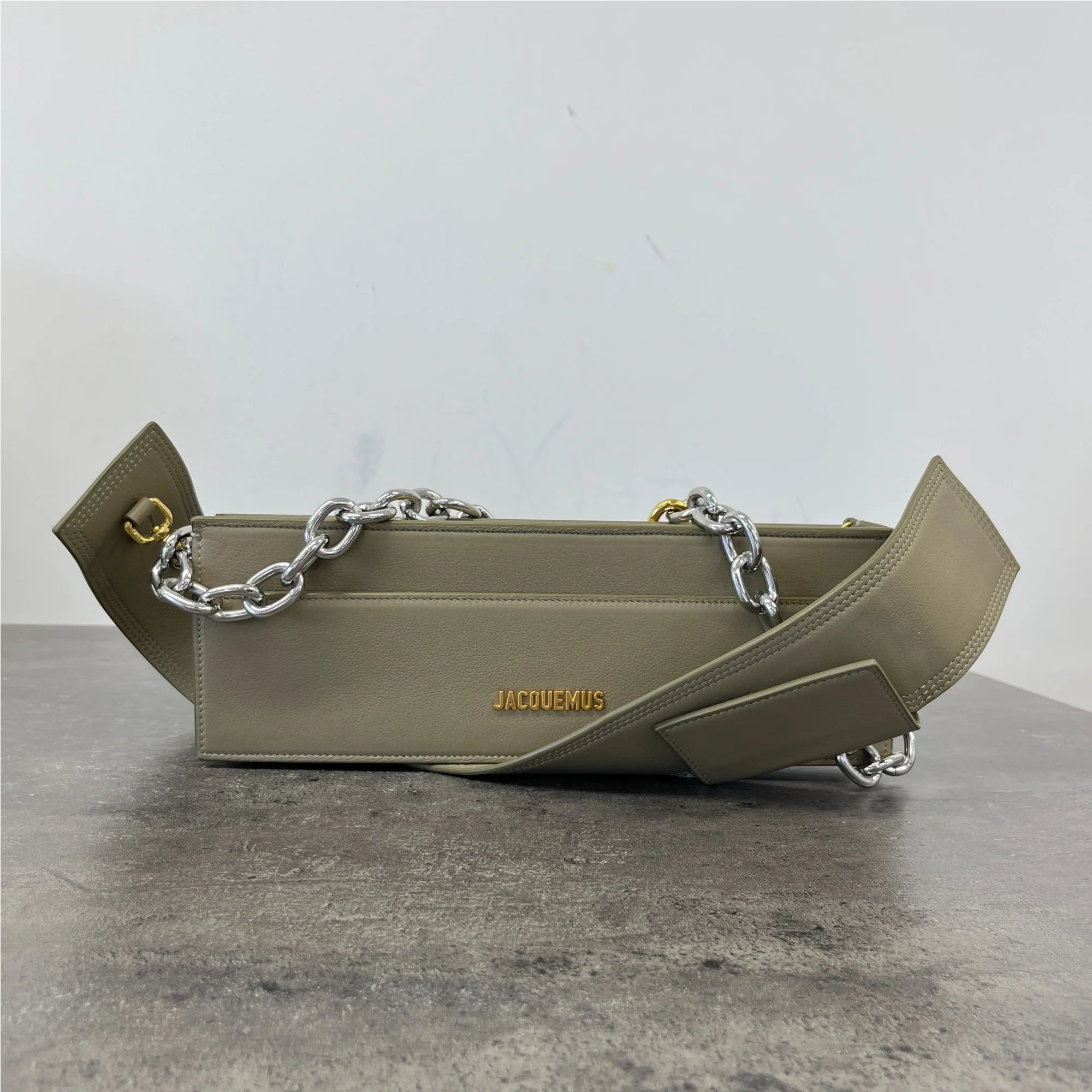 Women's Le Ciuciu Handbag Khaki - Image 9
