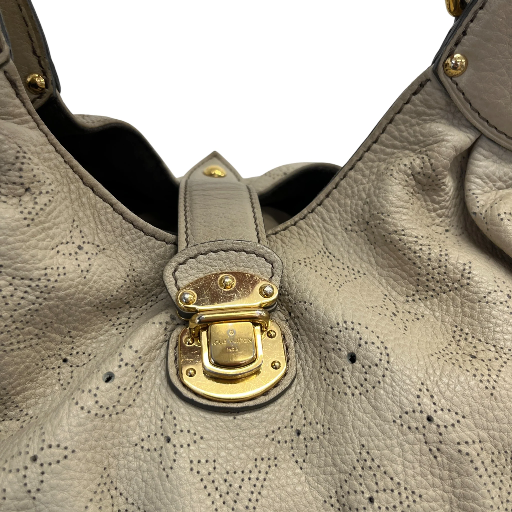 Women's Monogram Mahina Xl Bag Beige - Image 10