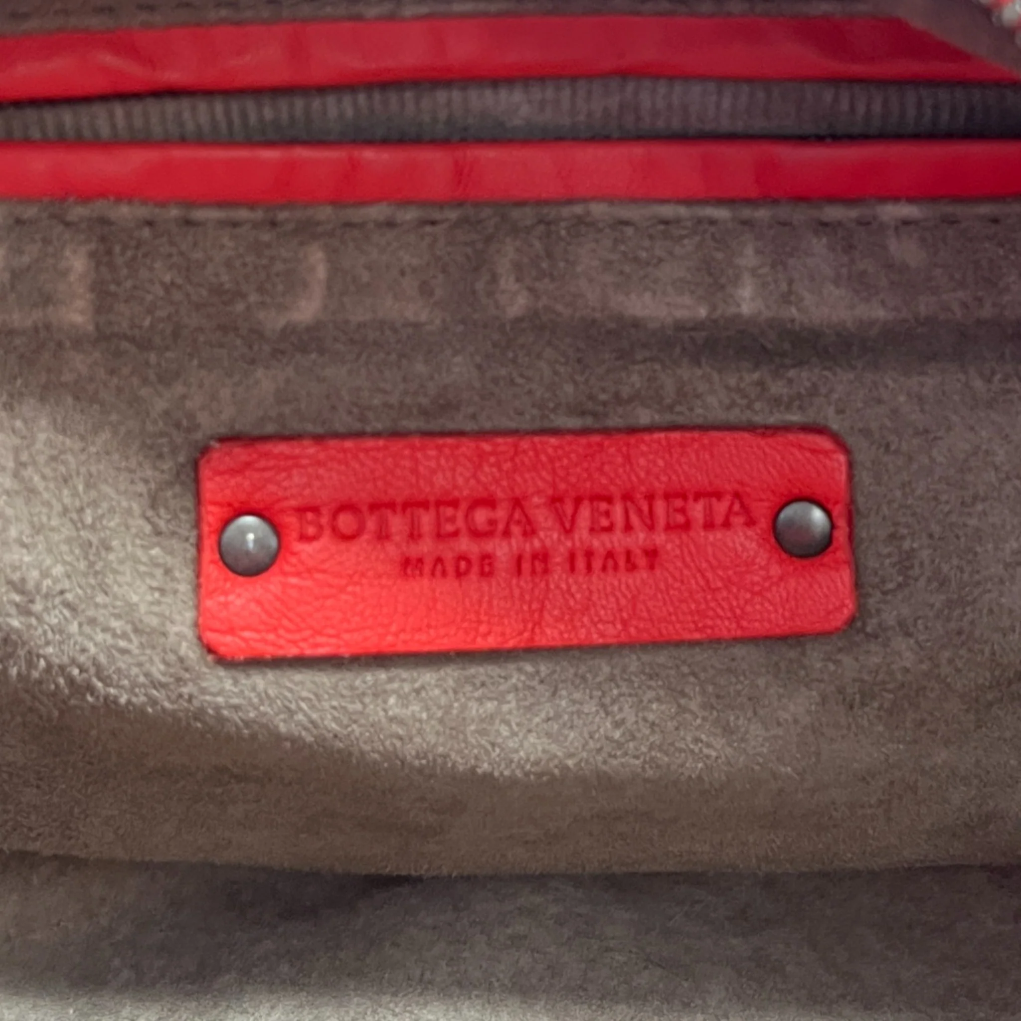Women's Nappa Intrecciato Cube Bag Red - Image 12