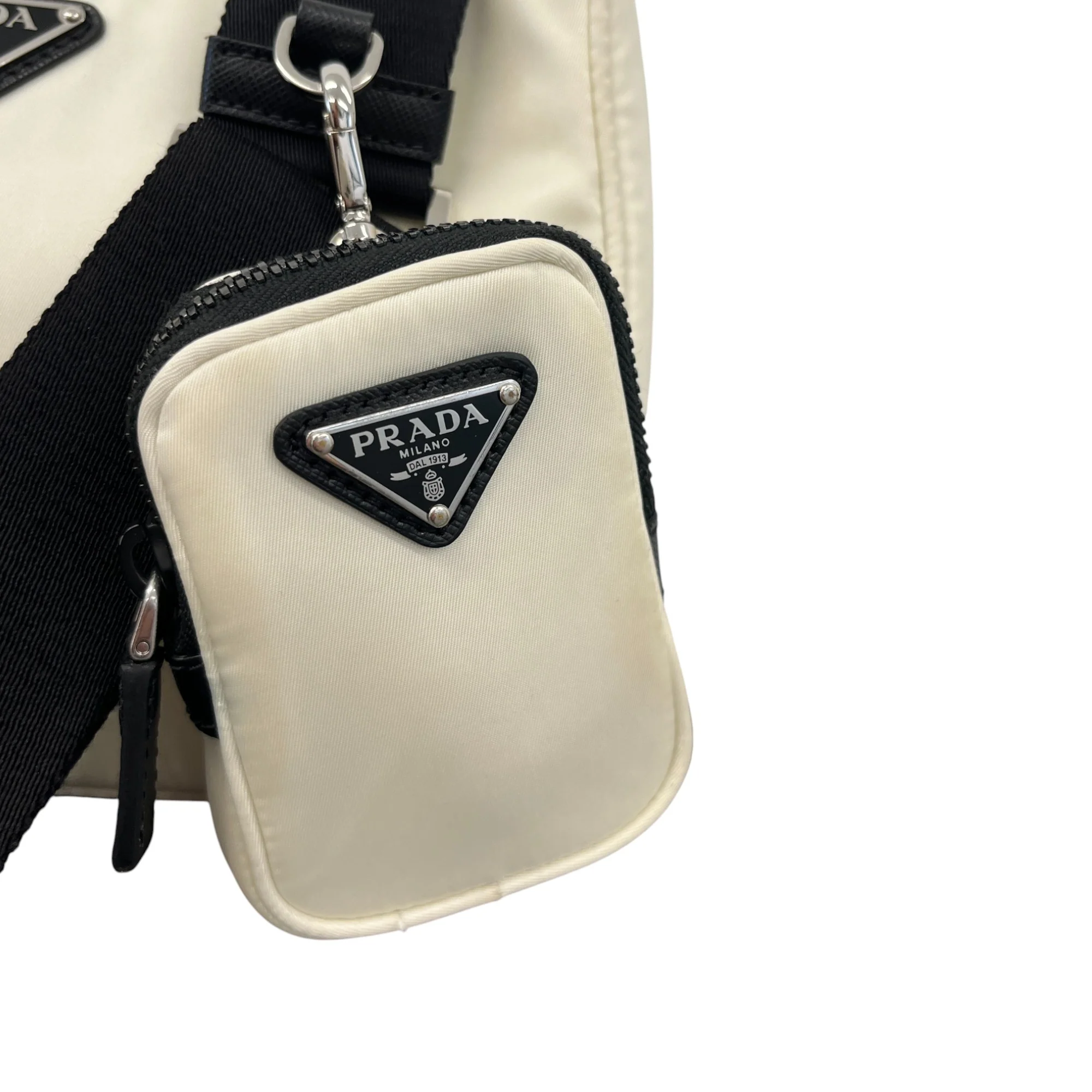 Women's Re-Edition Plaque Logo Handbag White - Image 9