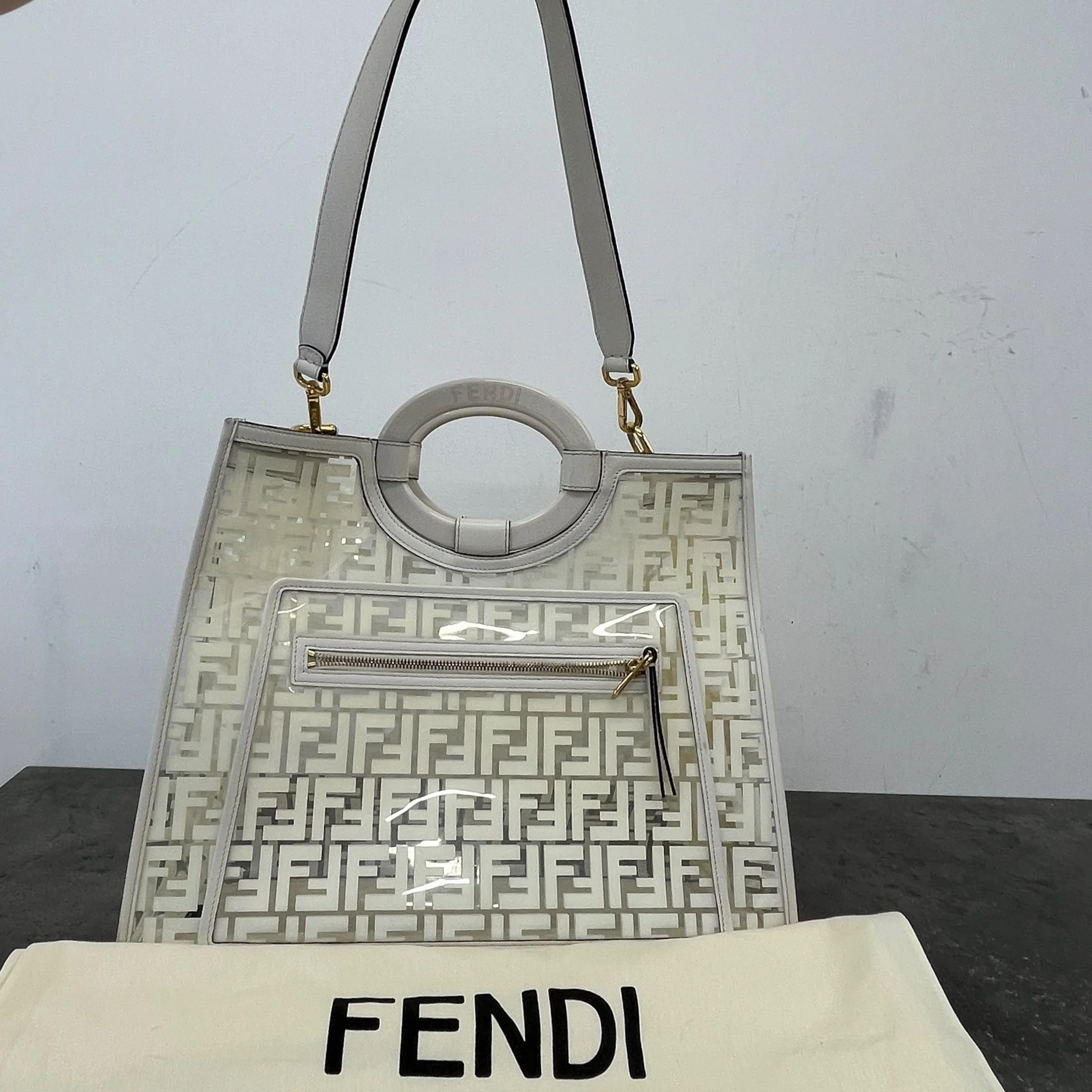 Women's Runaway Shopping Tote Bag Cream - Image 14