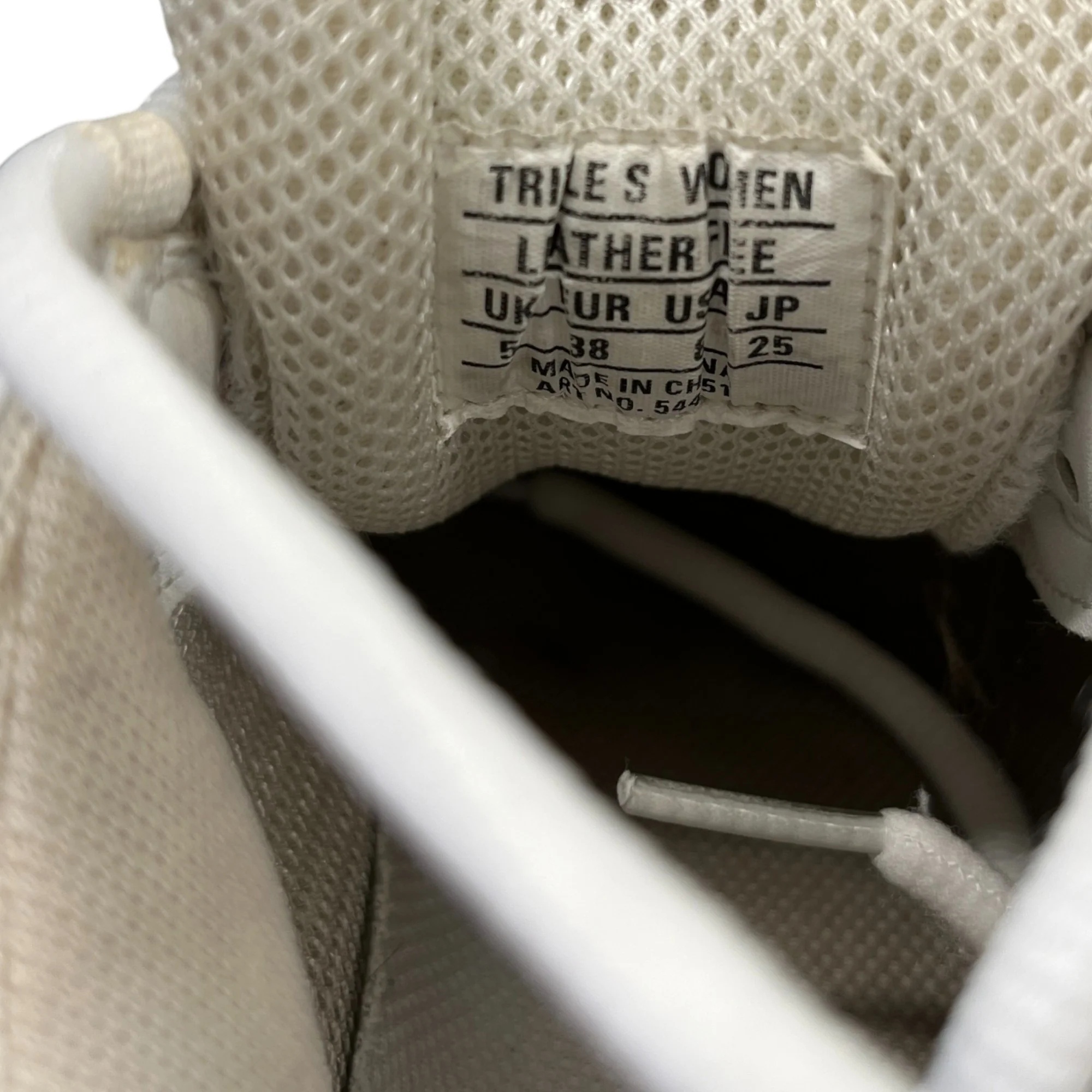 Women's Triple S Low Trainers White Size EU 38 / UK 5 - Image 13